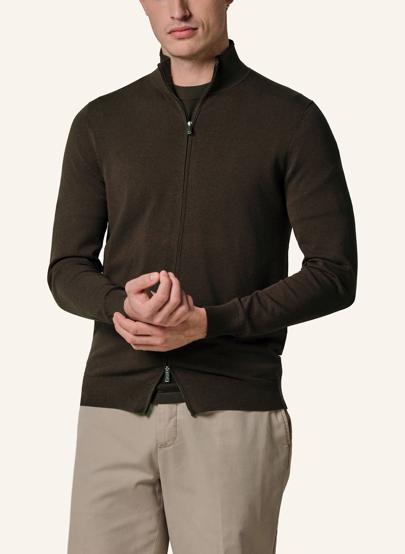 PROFUOMO Strickjacke: DUNKELBRAUN