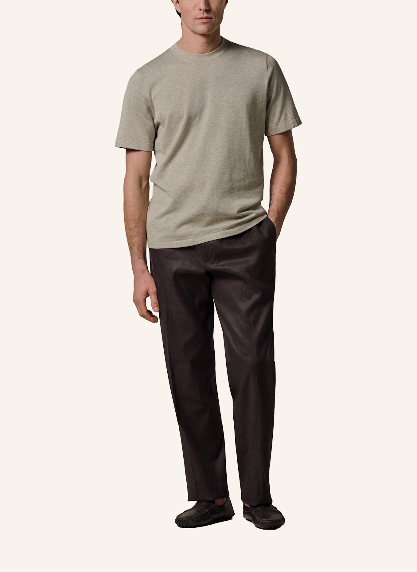 PROFUOMO T-Shirt: CREME/ BEIGE