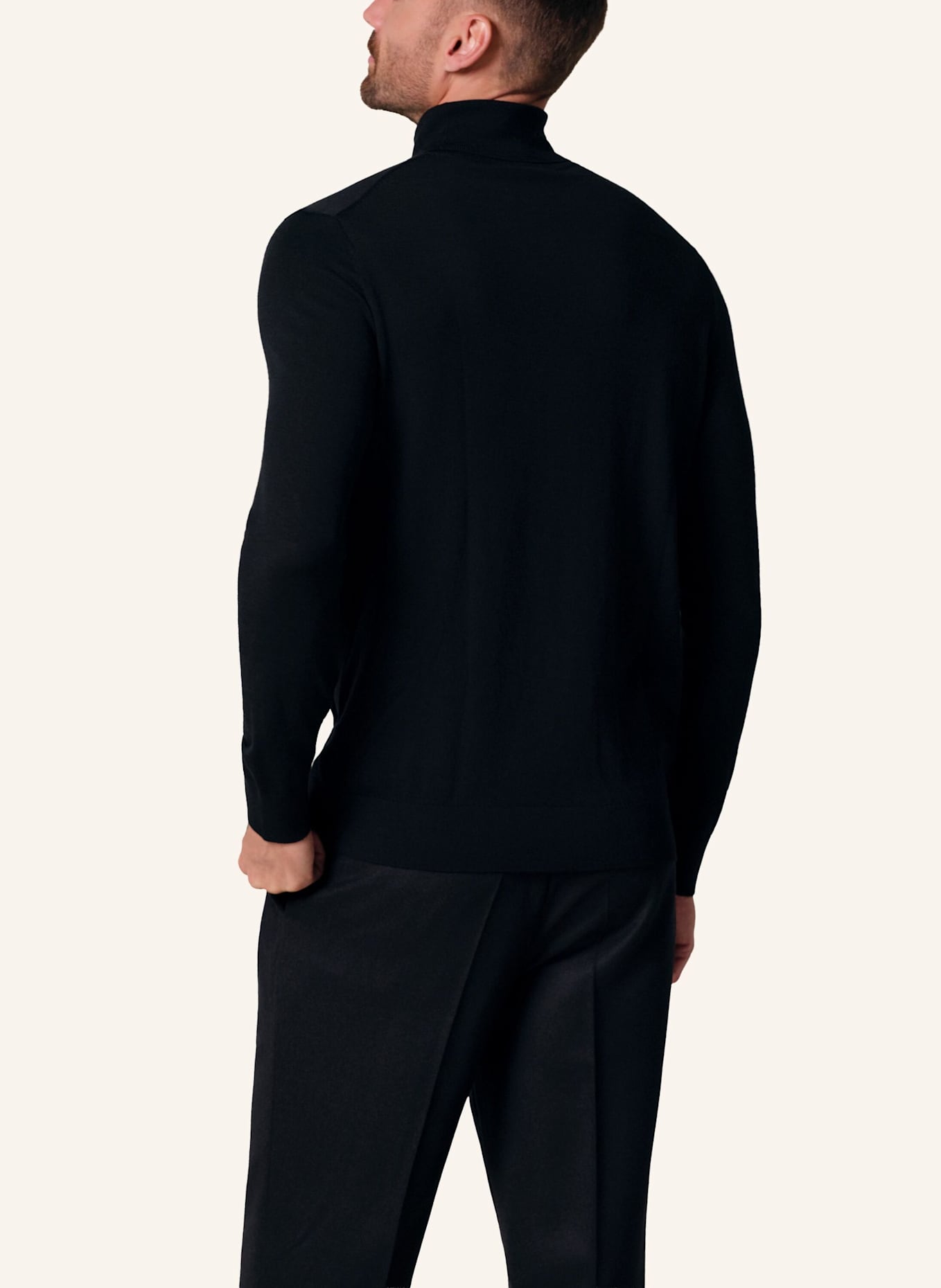 PROFUOMO Pullover: SCHWARZ