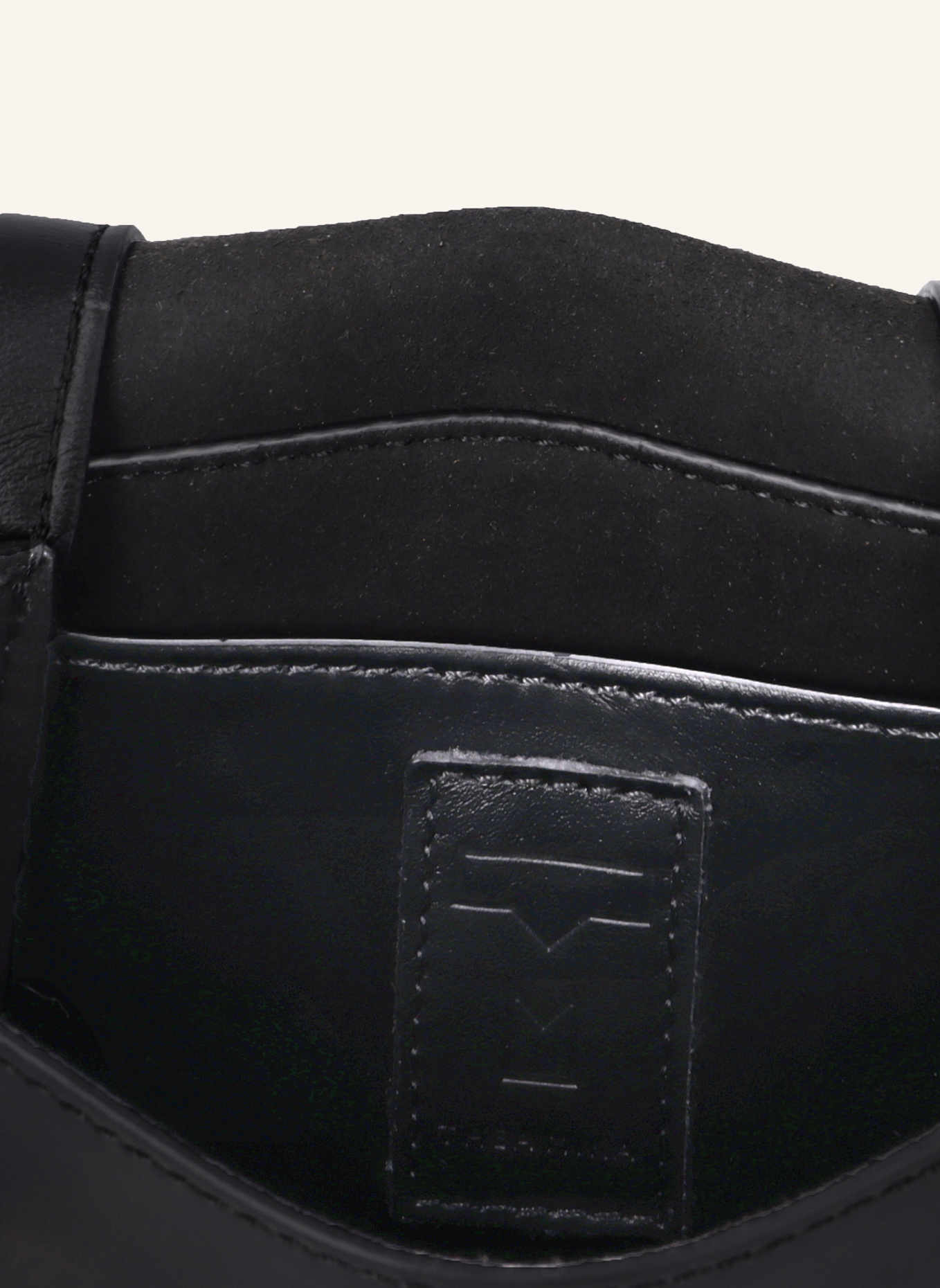 THEA MIKA Clutch: SCHWARZ