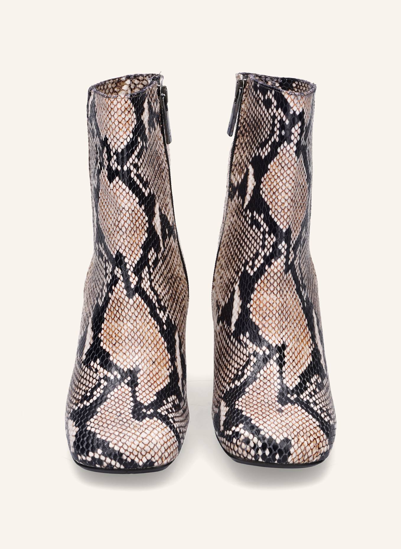 THEA MIKA Stiefeletten: WEISS/ SCHWARZ