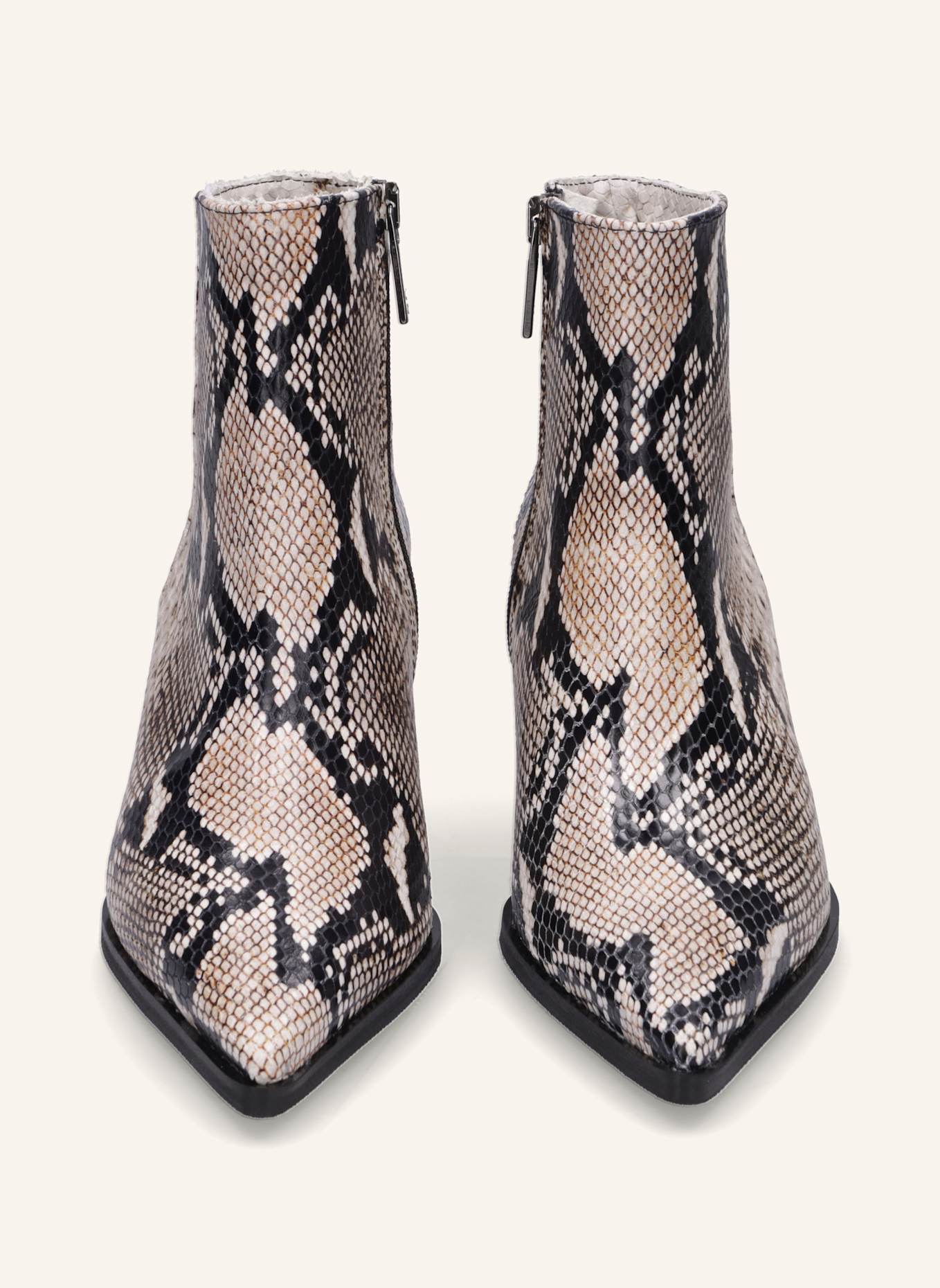 THEA MIKA Stiefeletten: WEISS/ SCHWARZ