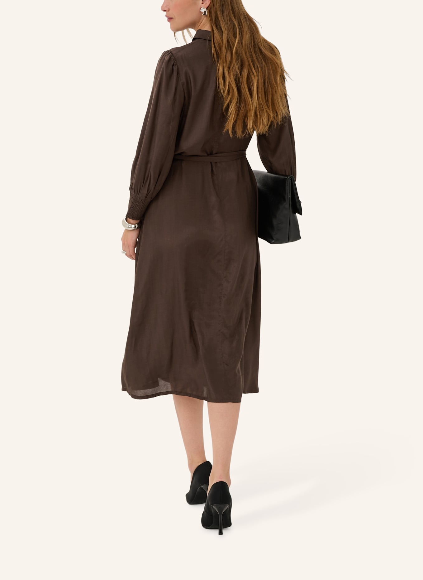 KAFFE Midikleid KAEMINE OLINE: BRAUN