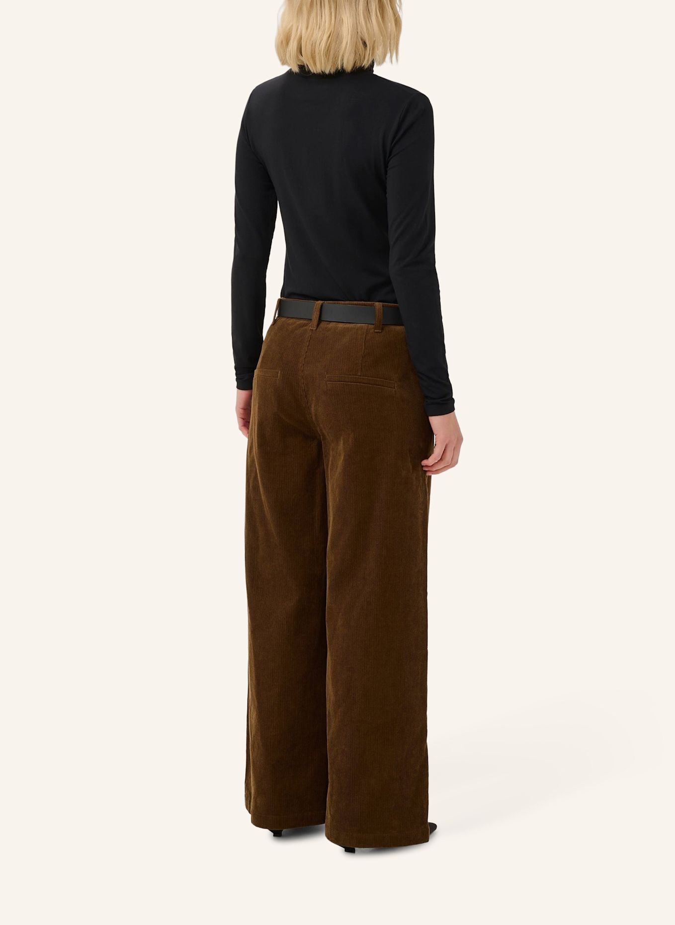 MY ESSENTIAL WARDROBE Cordhose MWNORA: BRAUN