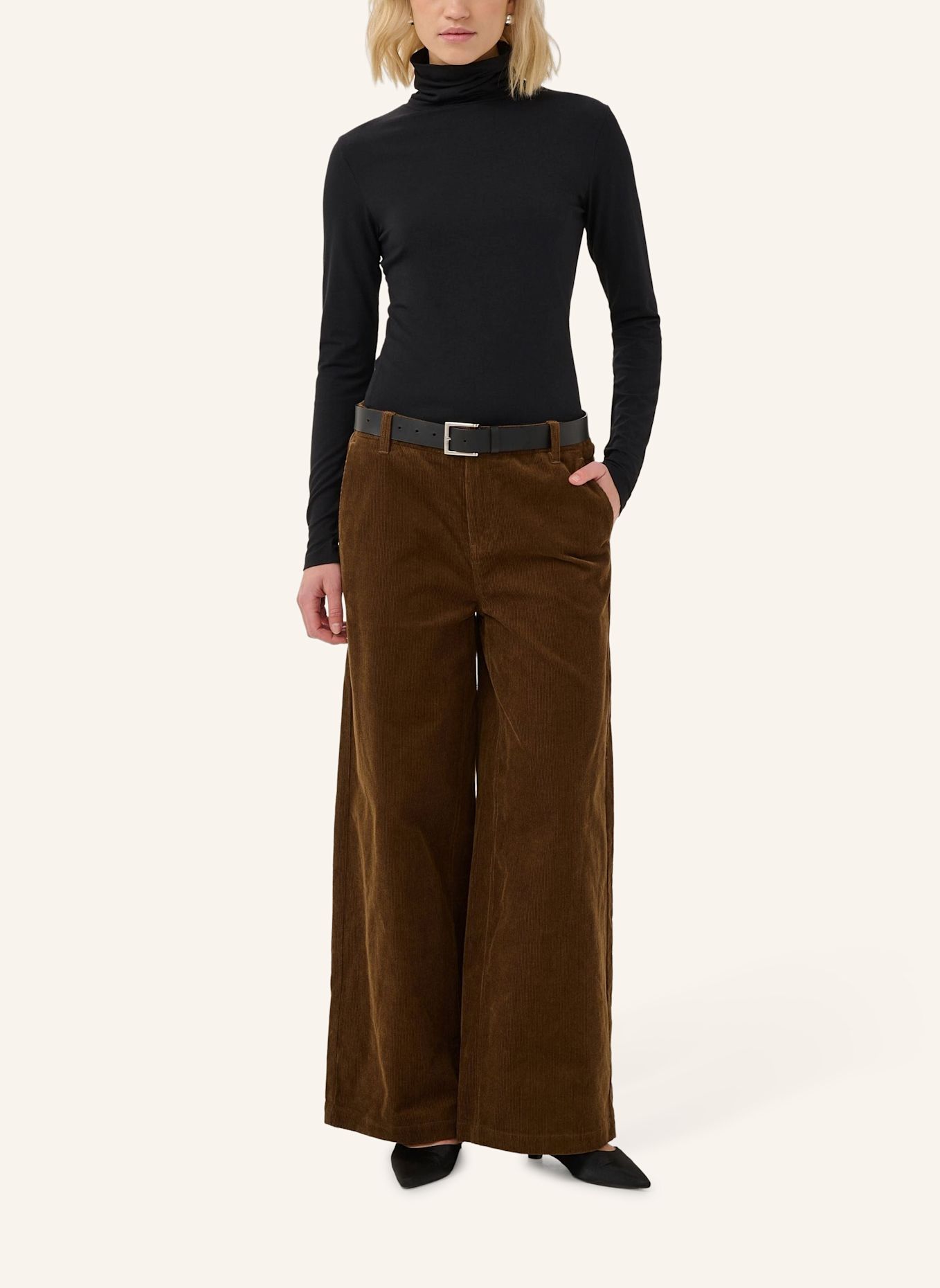 MY ESSENTIAL WARDROBE Cordhose MWNORA: BRAUN