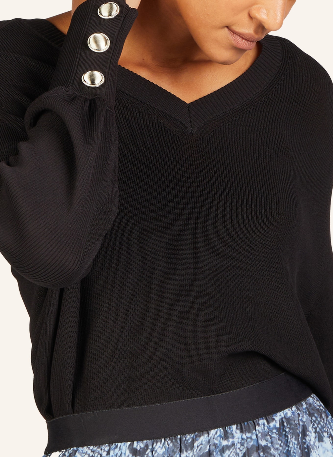MARC AUREL V-Ausschnitt-Pullover, Farbe: SCHWARZ (Bild 3)
