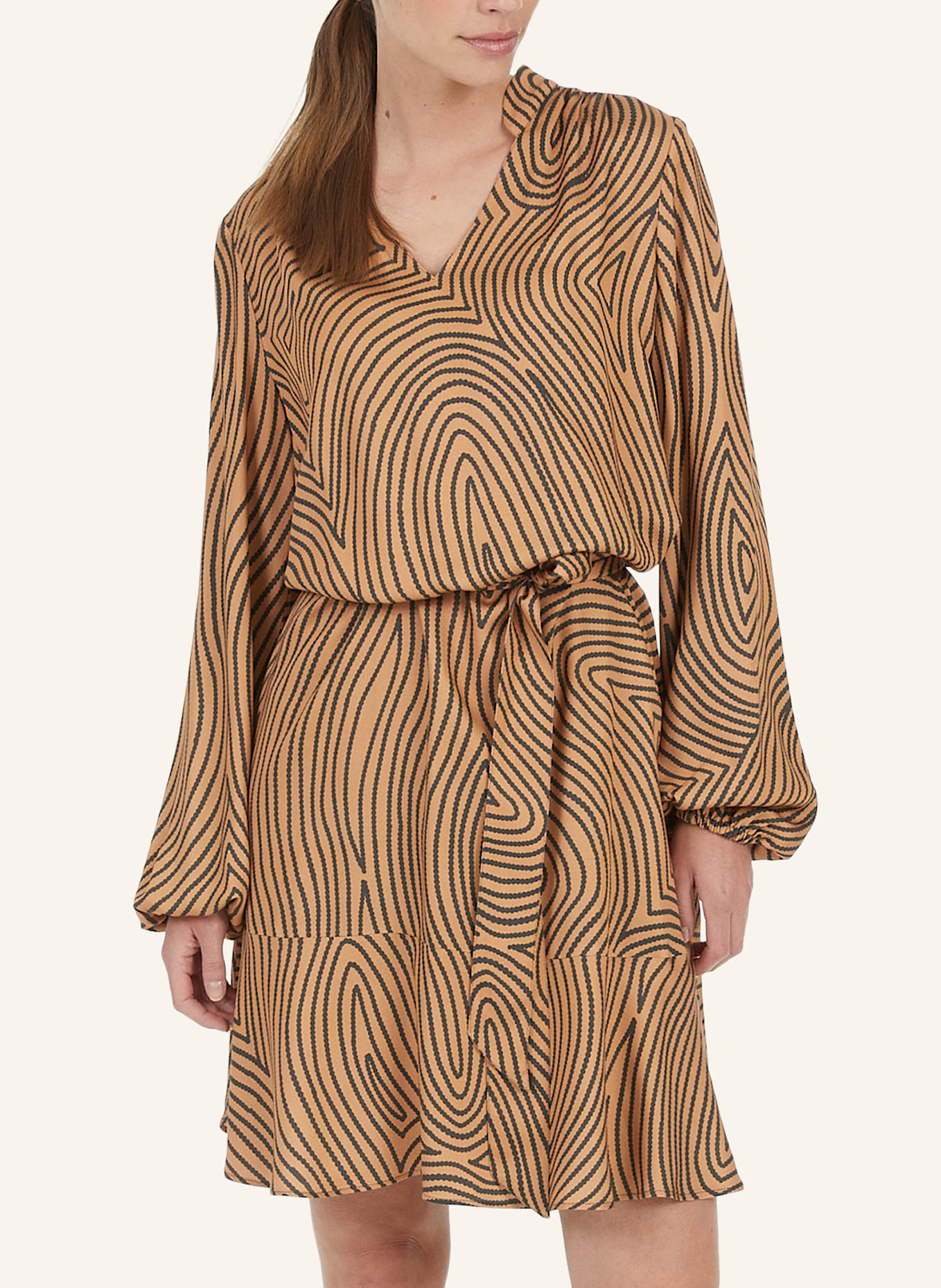 MARC AUREL Kleid: BRAUN