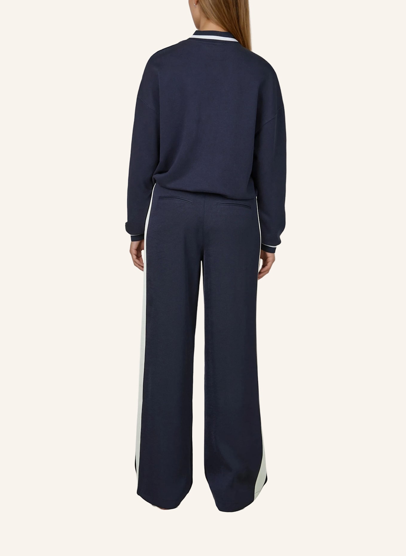 MARC AUREL Sweatshirt: DUNKELBLAU