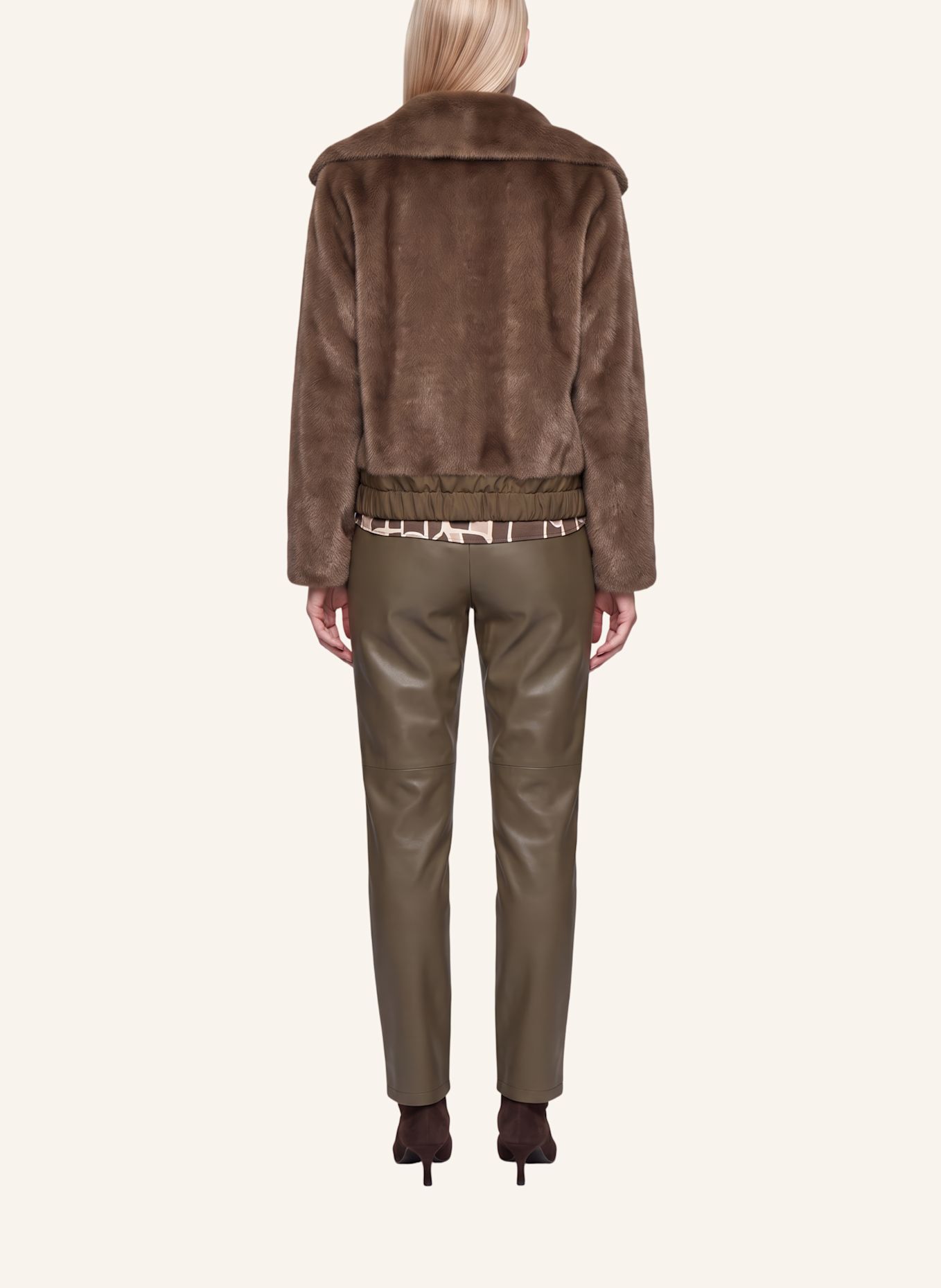 MARC AUREL Jacke: HELLBRAUN