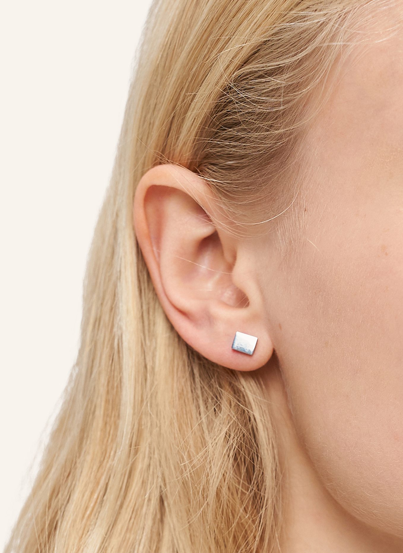 LIEBESKIND Ohrstecker  aus  Edelstahl: SILBER