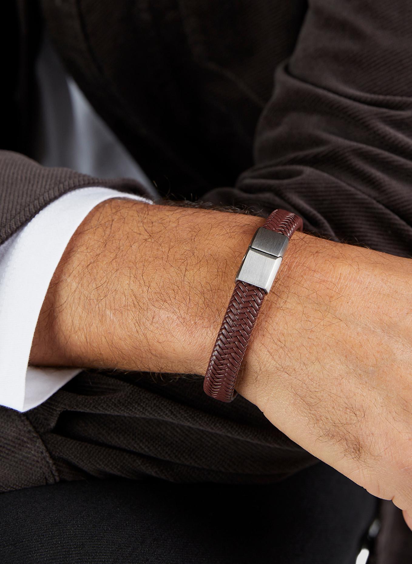 s.Oliver Armband  aus  Echtleder: BRAUN