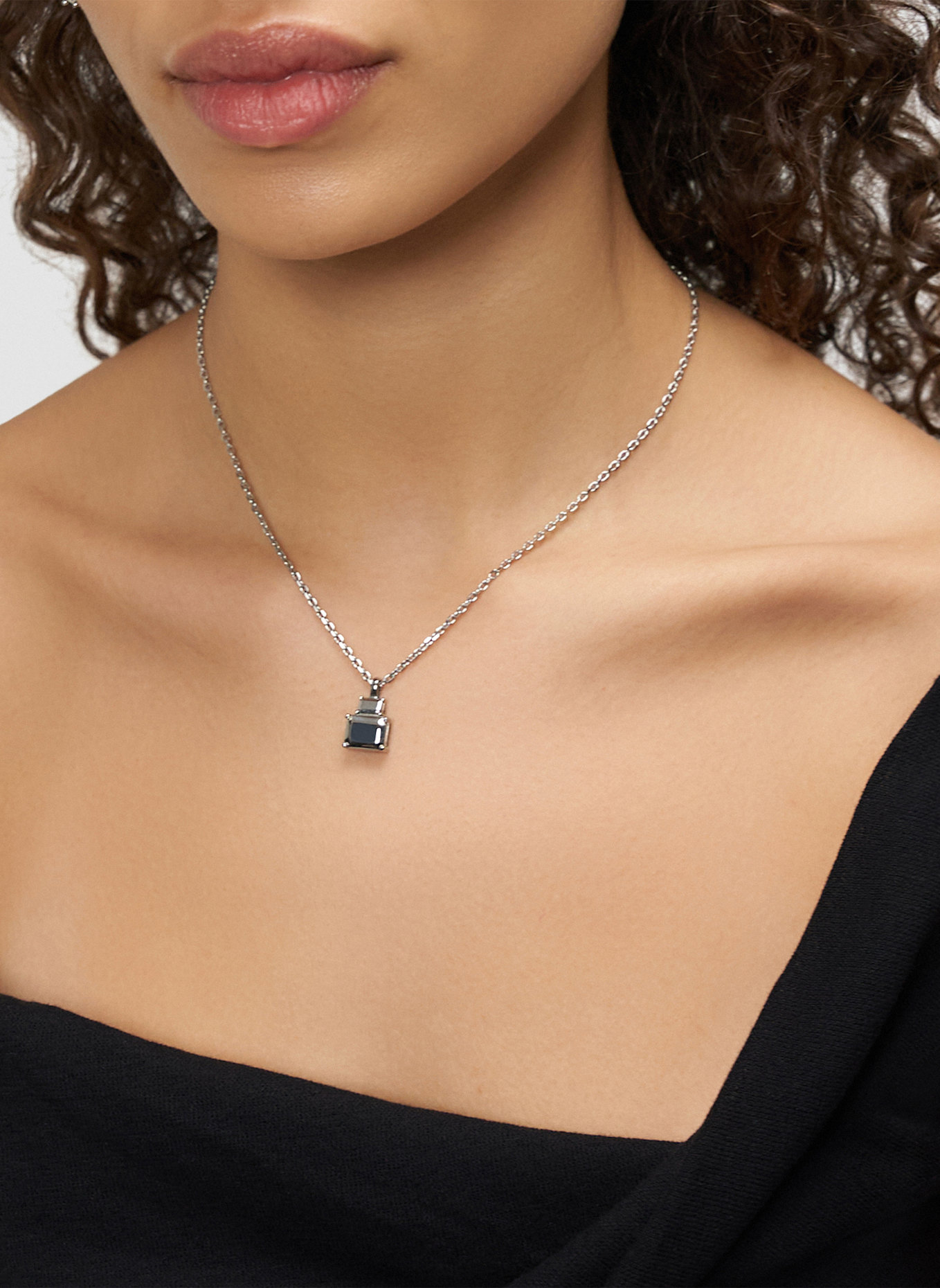 LIEBESKIND Halskette  aus  Edelstahl: SILBER