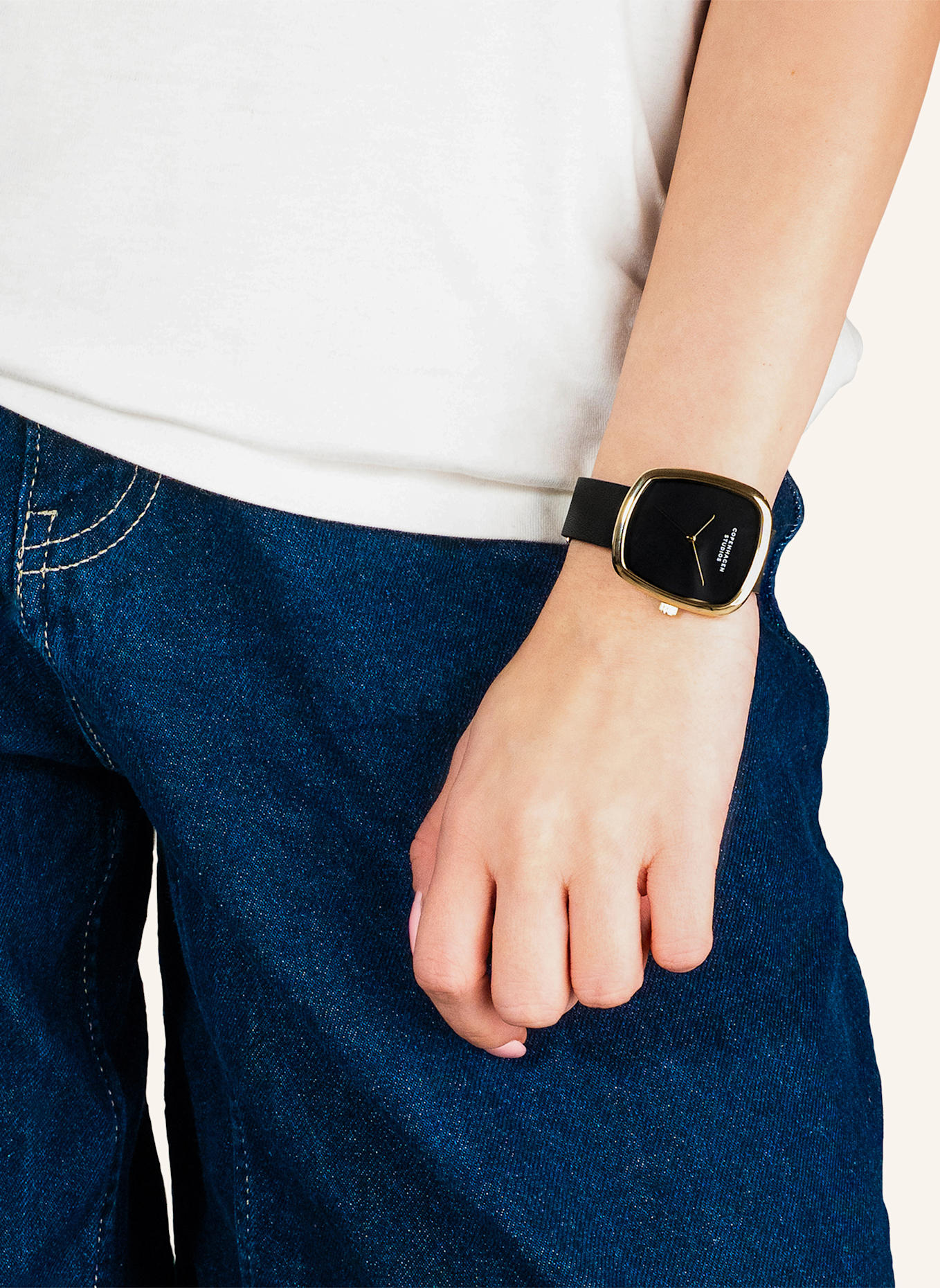 COPENHAGEN STUDIOS Armbanduhr  aus  Echtleder: GOLD