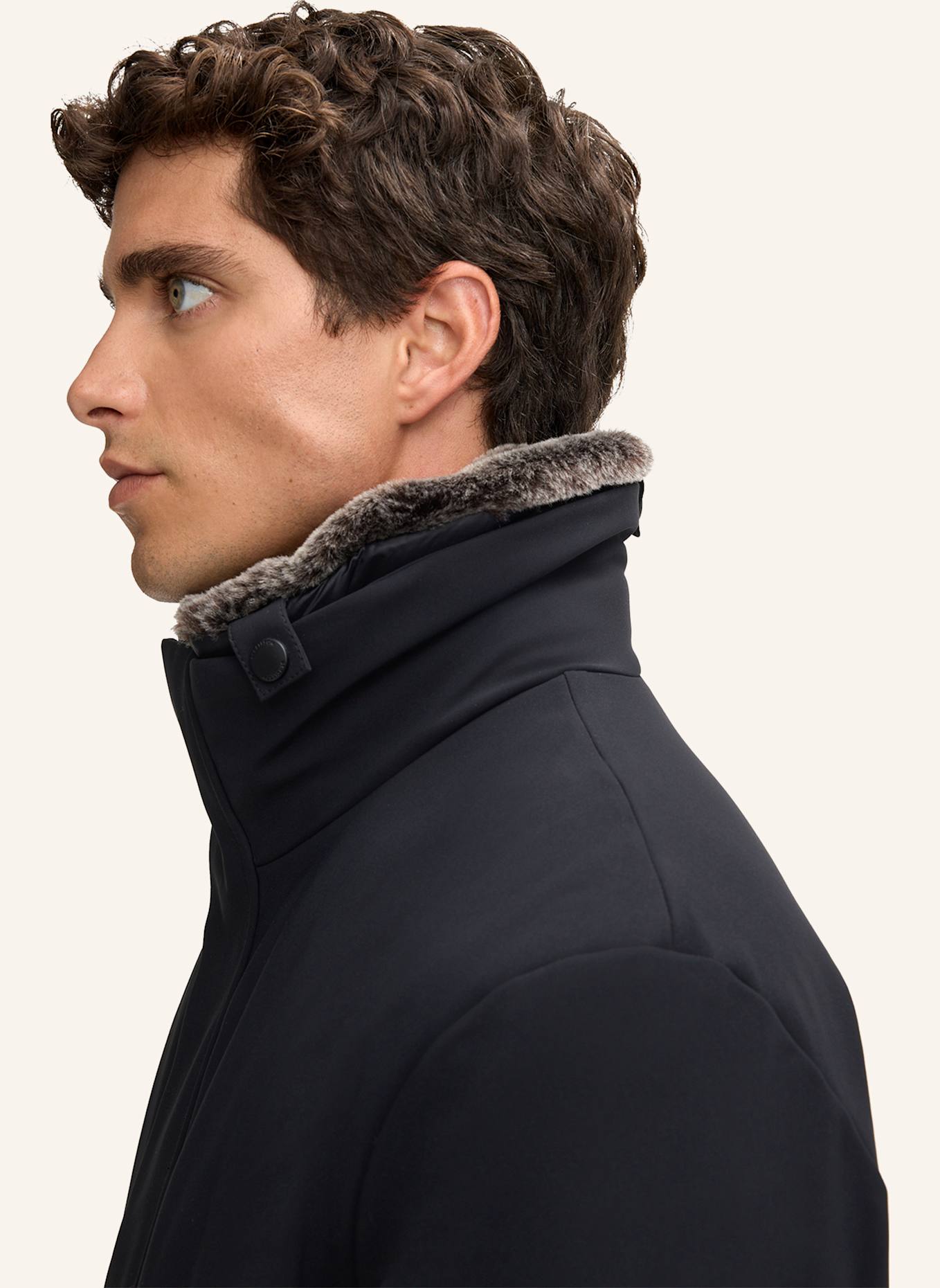 STRELLSON Parka FLEX: SCHWARZ