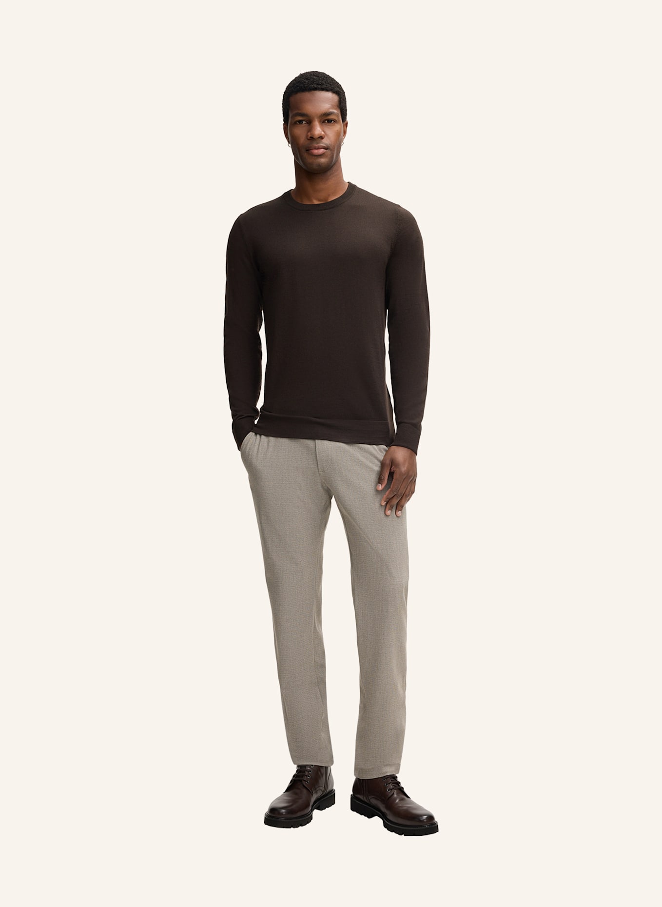 STRELLSON Chino CODE: BEIGE