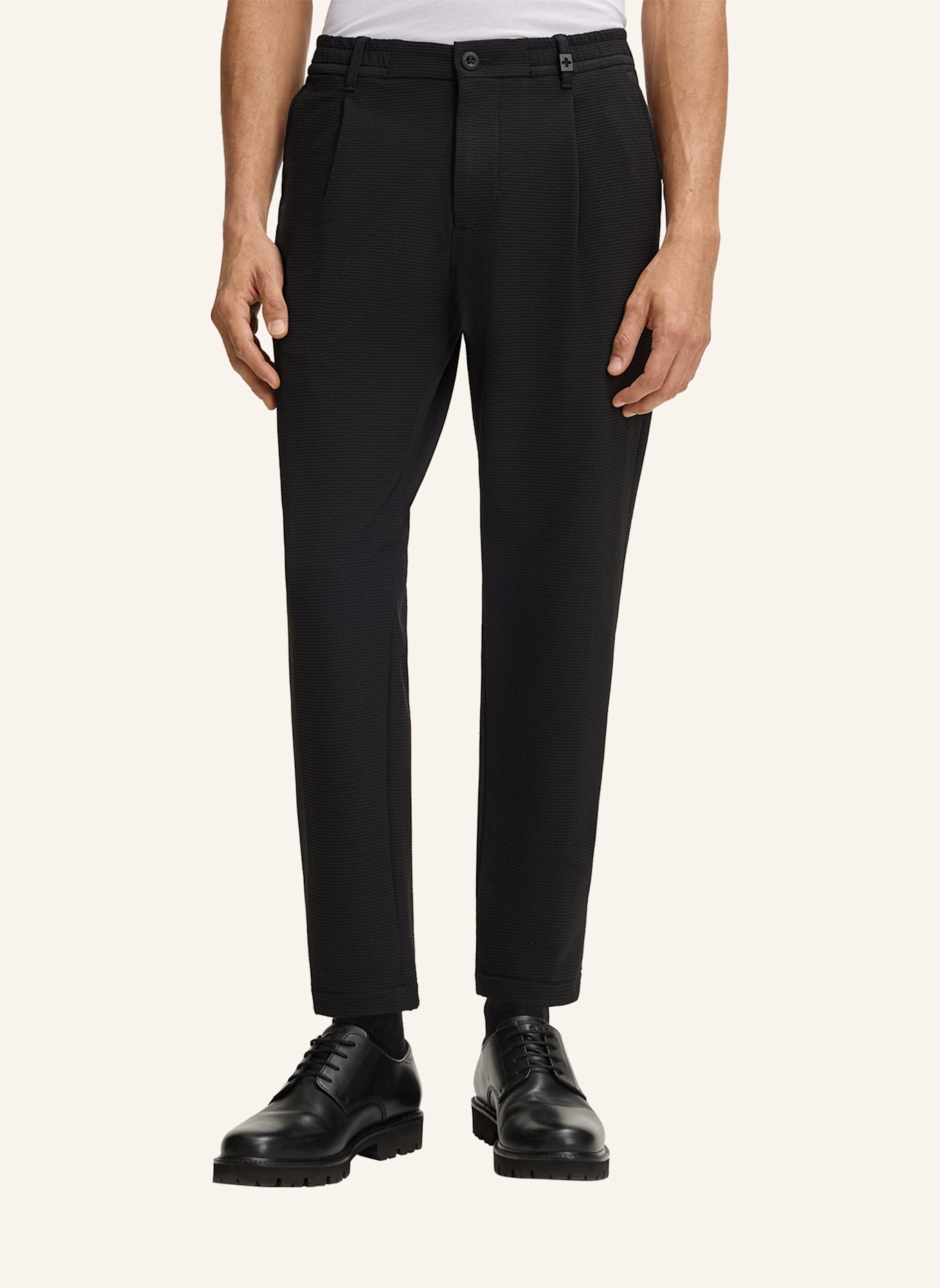 STRELLSON Bundfaltenhose LUI: SCHWARZ