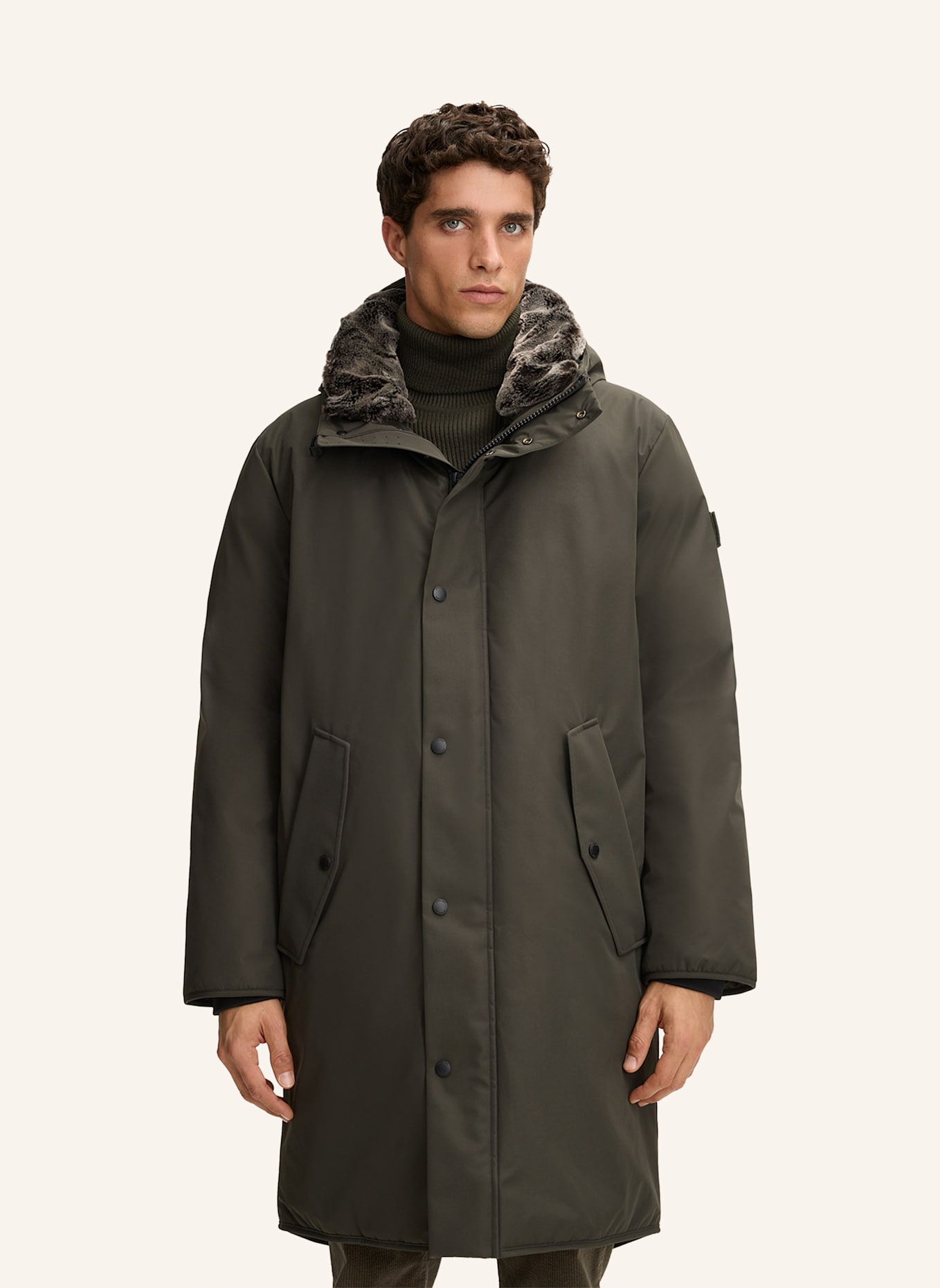 STRELLSON Parka: GRÜN