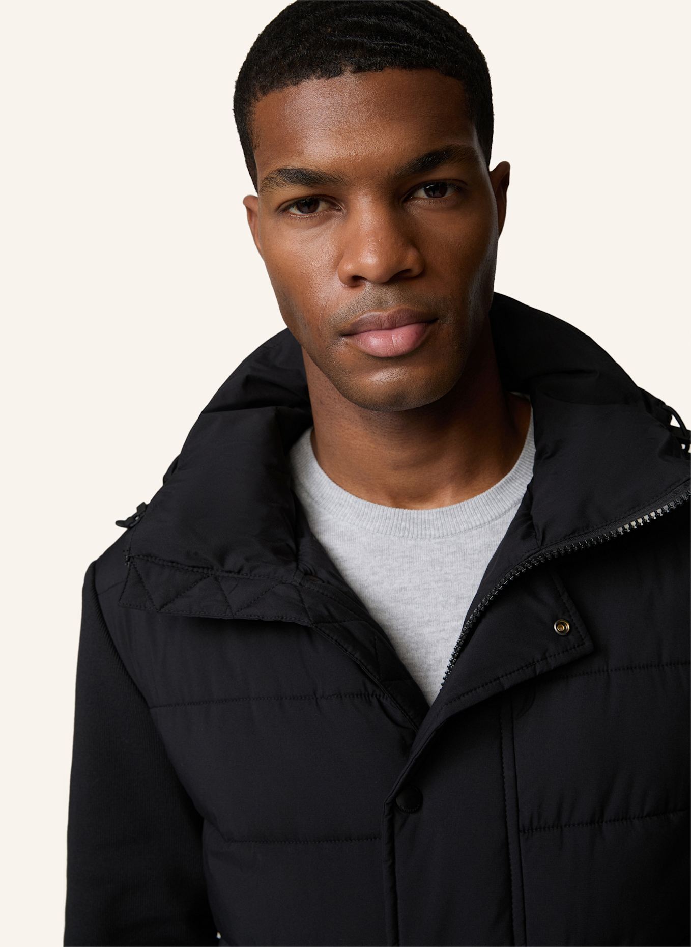 STRELLSON Steppjacke FLEX: SCHWARZ