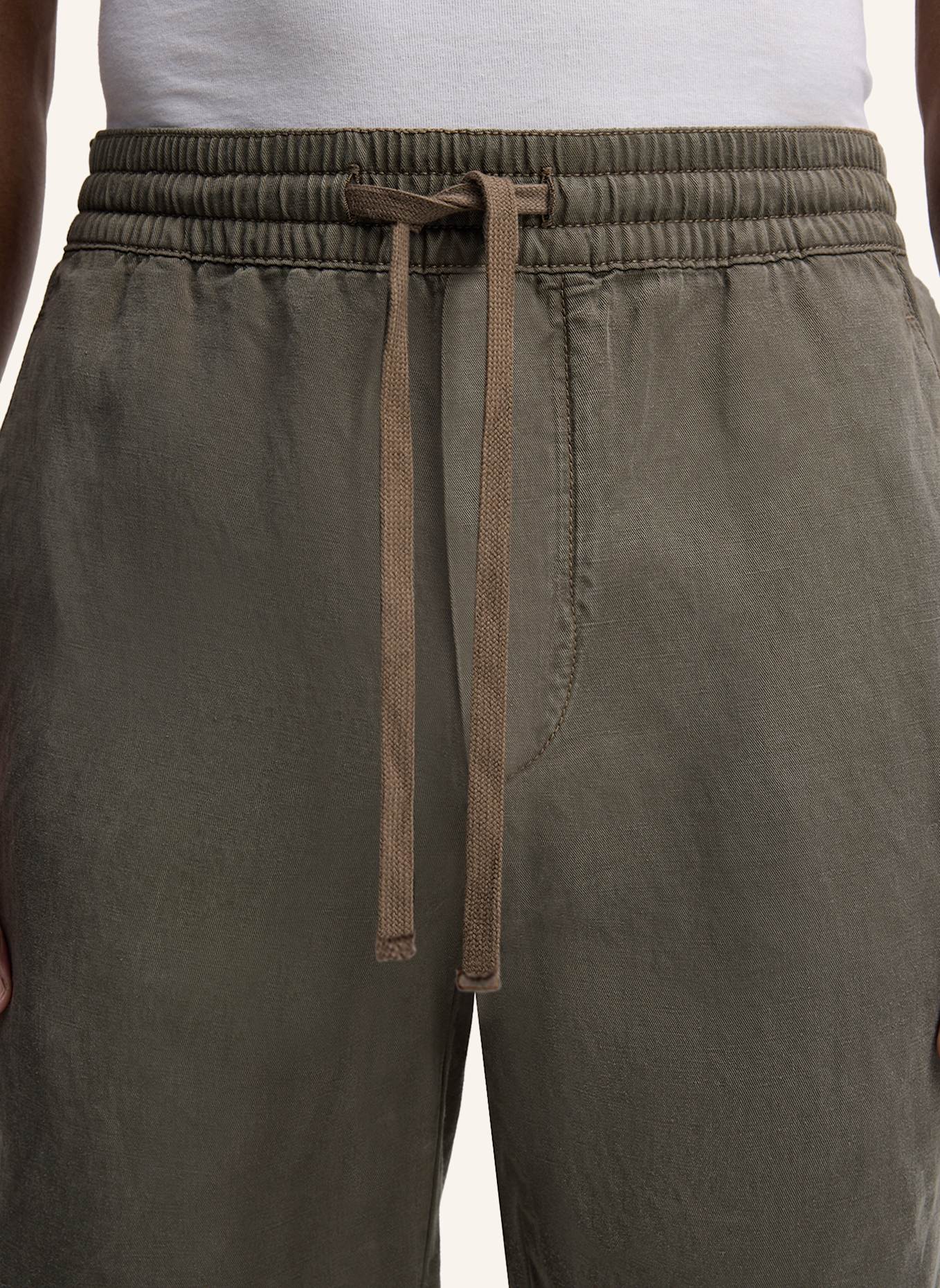 STRELLSON Shorts KAJI Relaxed Fit mit Leinen: OLIV