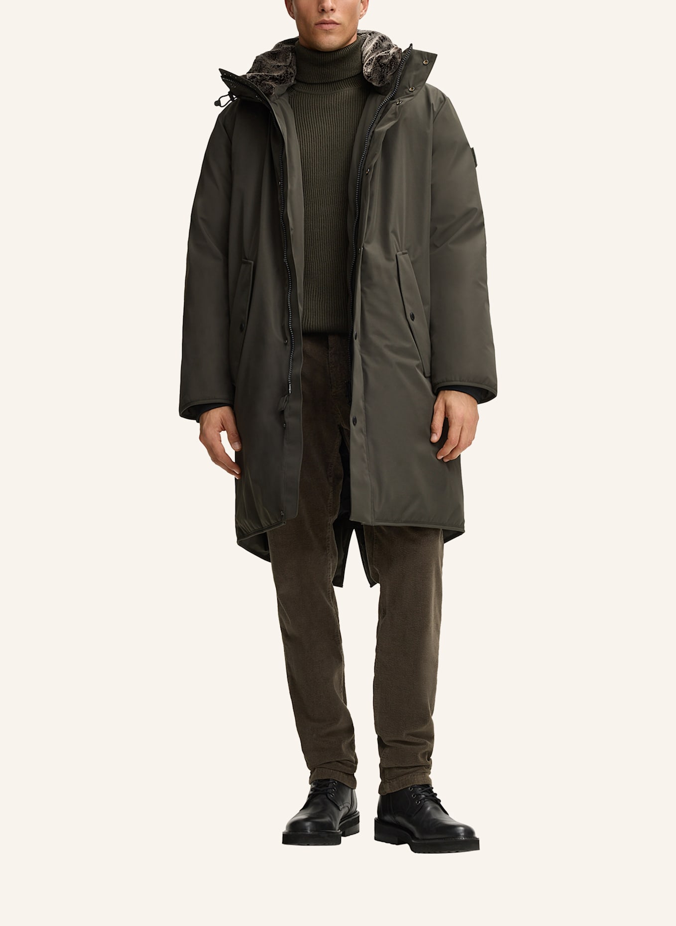 STRELLSON Parka: GRÜN