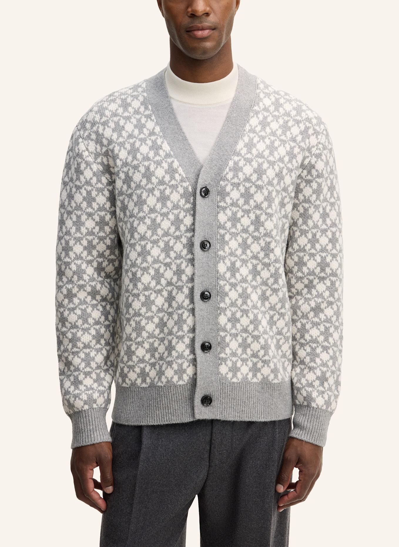 STRELLSON Strickjacke: GRAU
