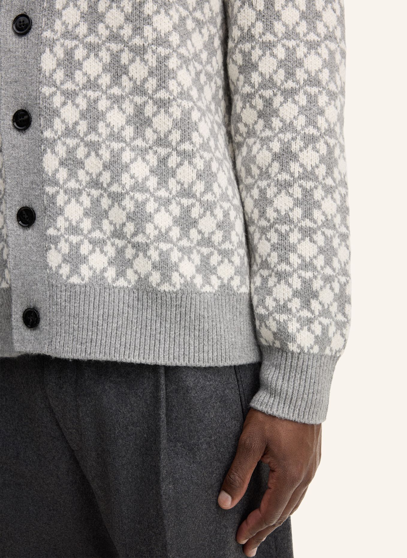 STRELLSON Strickjacke: GRAU