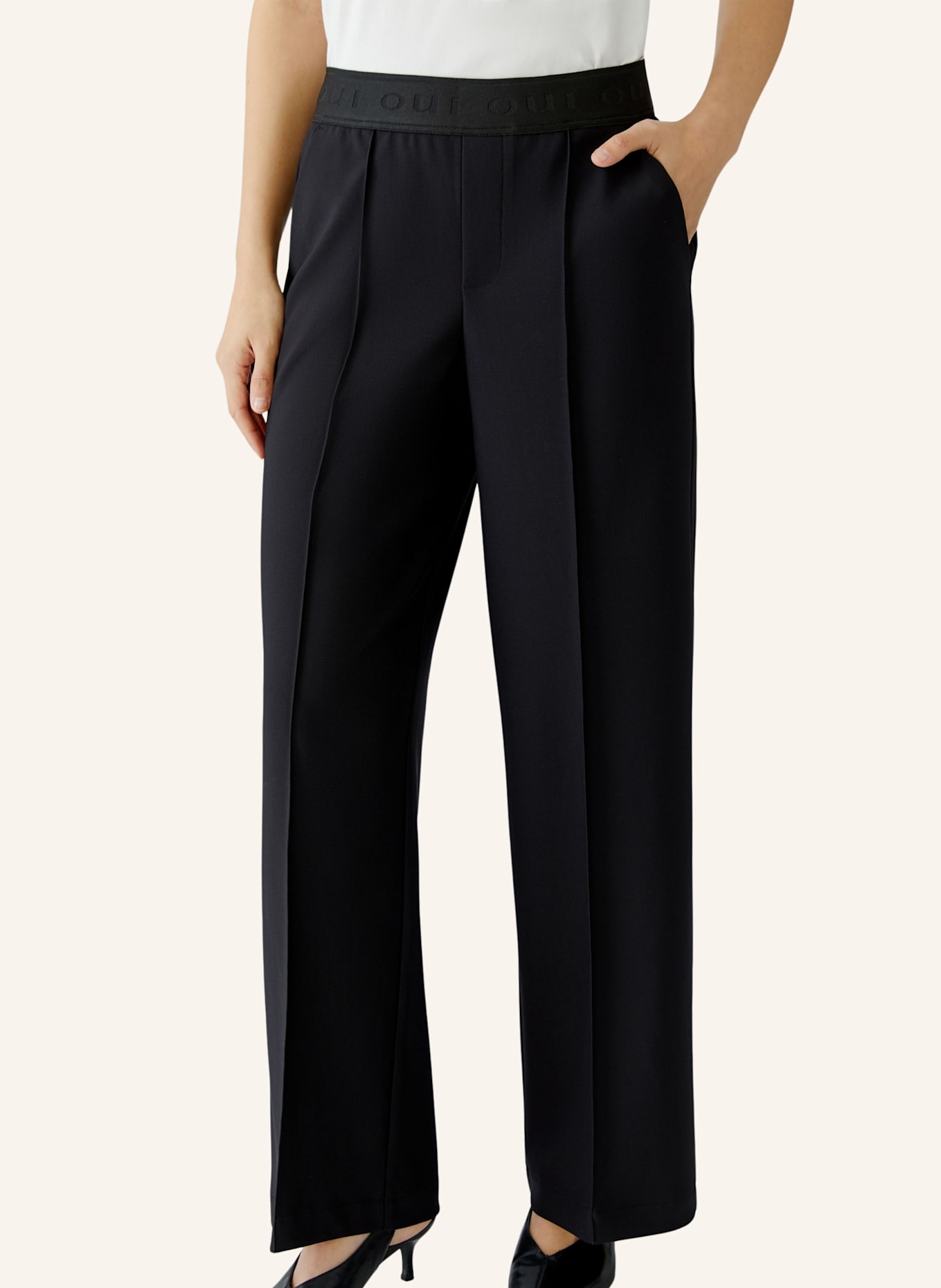 oui Hose LACY: SCHWARZ