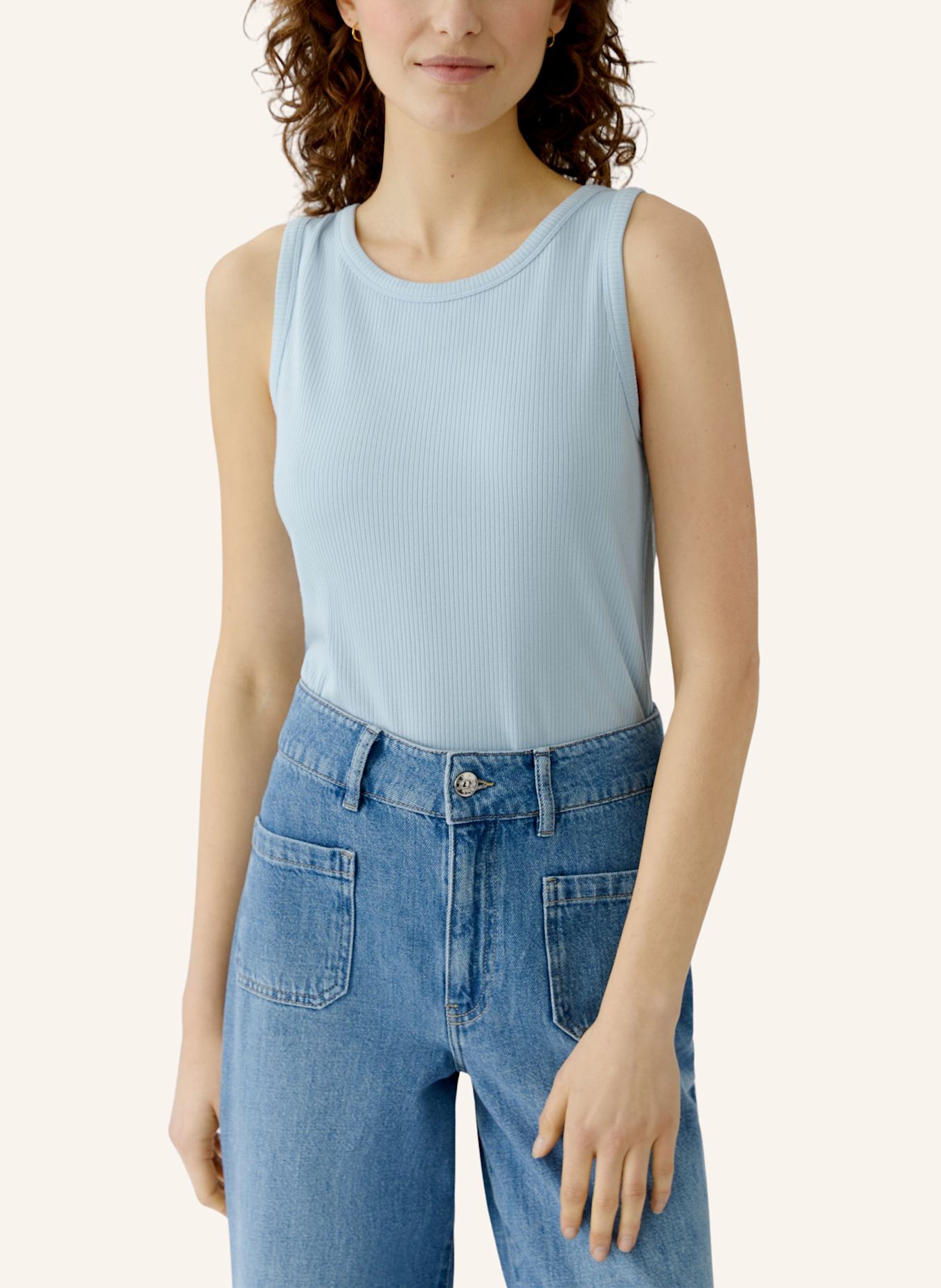 oui Top: BLAU