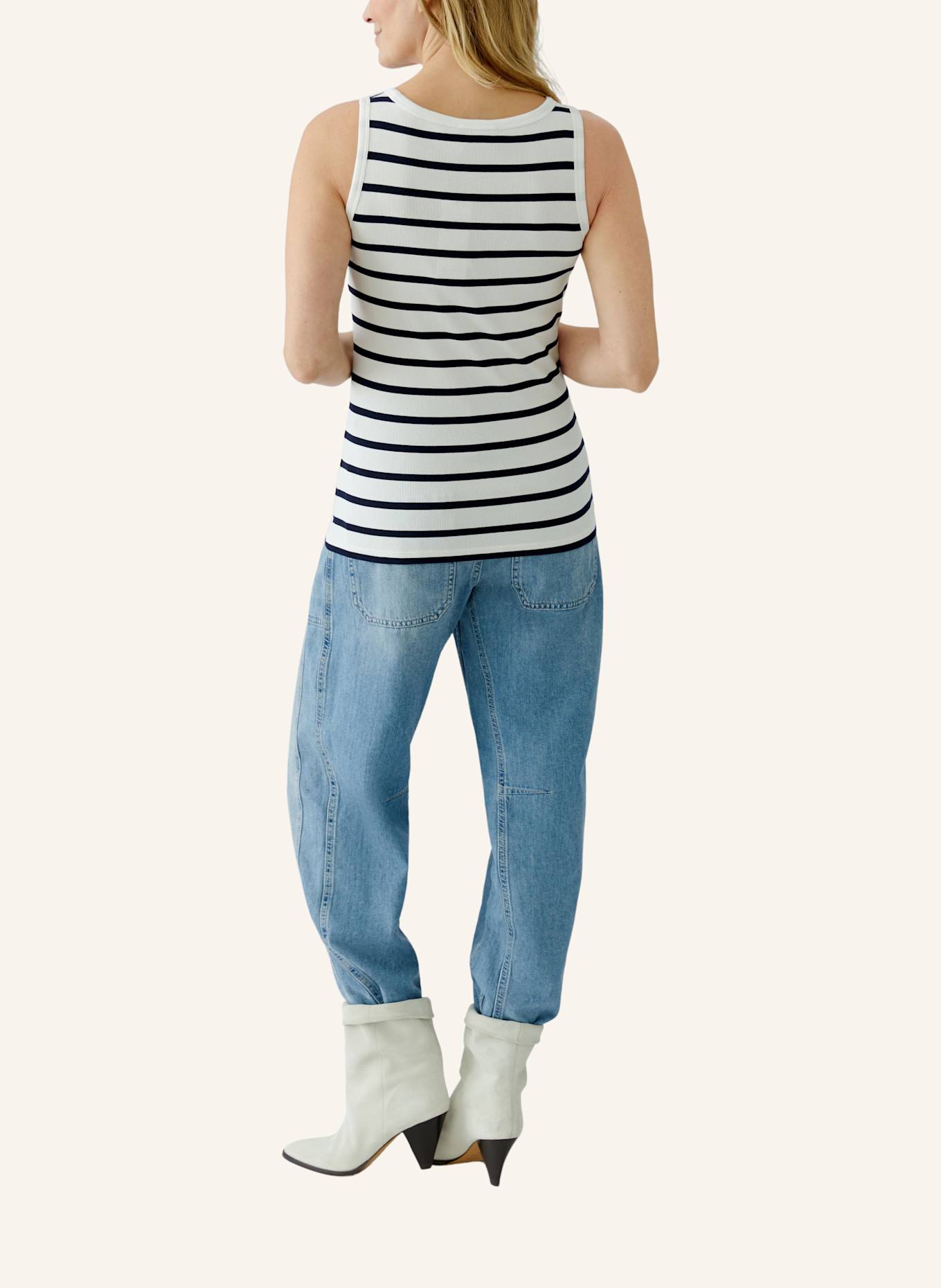 oui Top: WEISS/ BLAU