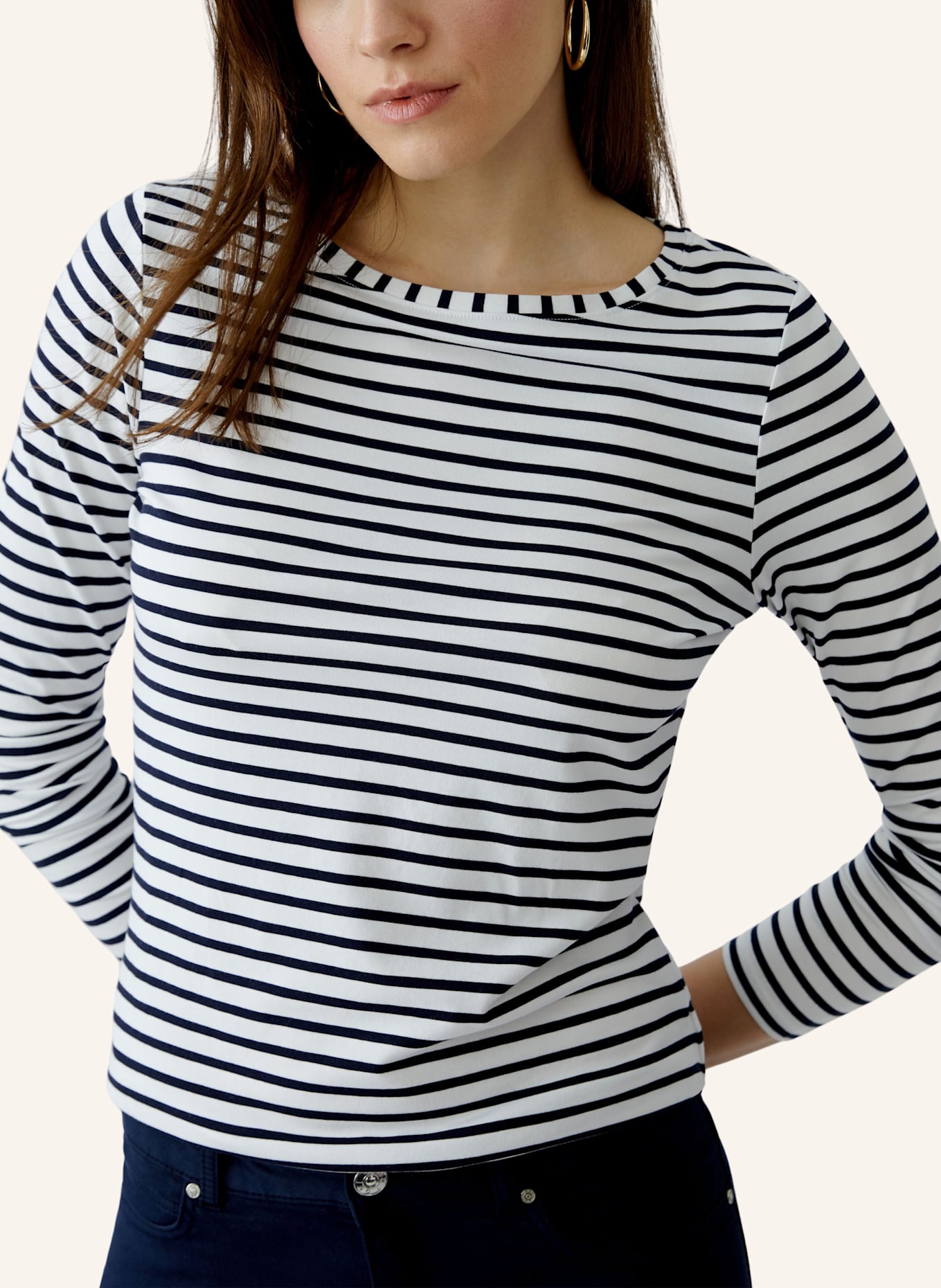 oui Longsleeve: WEISS