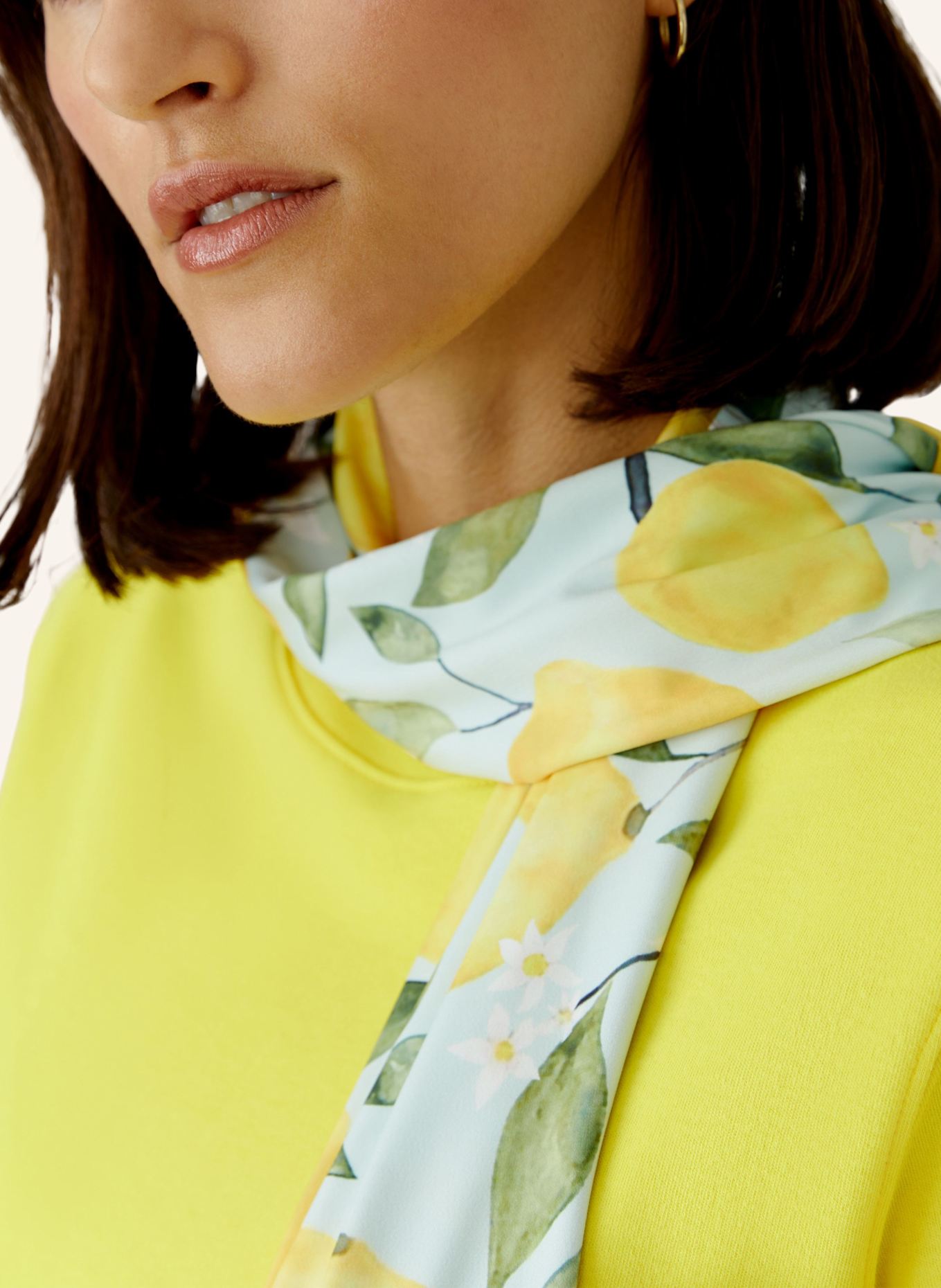 oui Oui Schal: GRÜN/ GELB