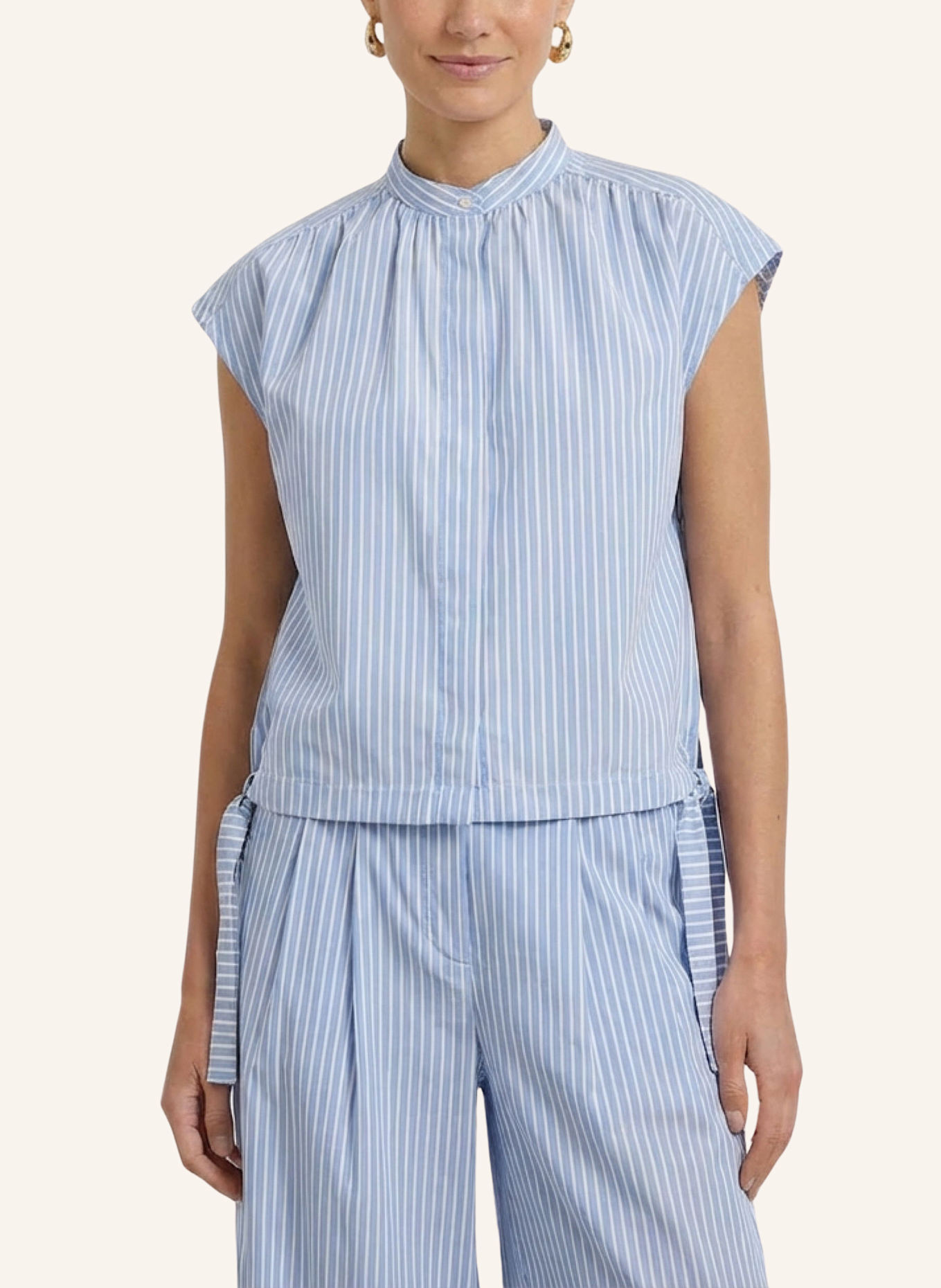 oui Bluse: BLAU
