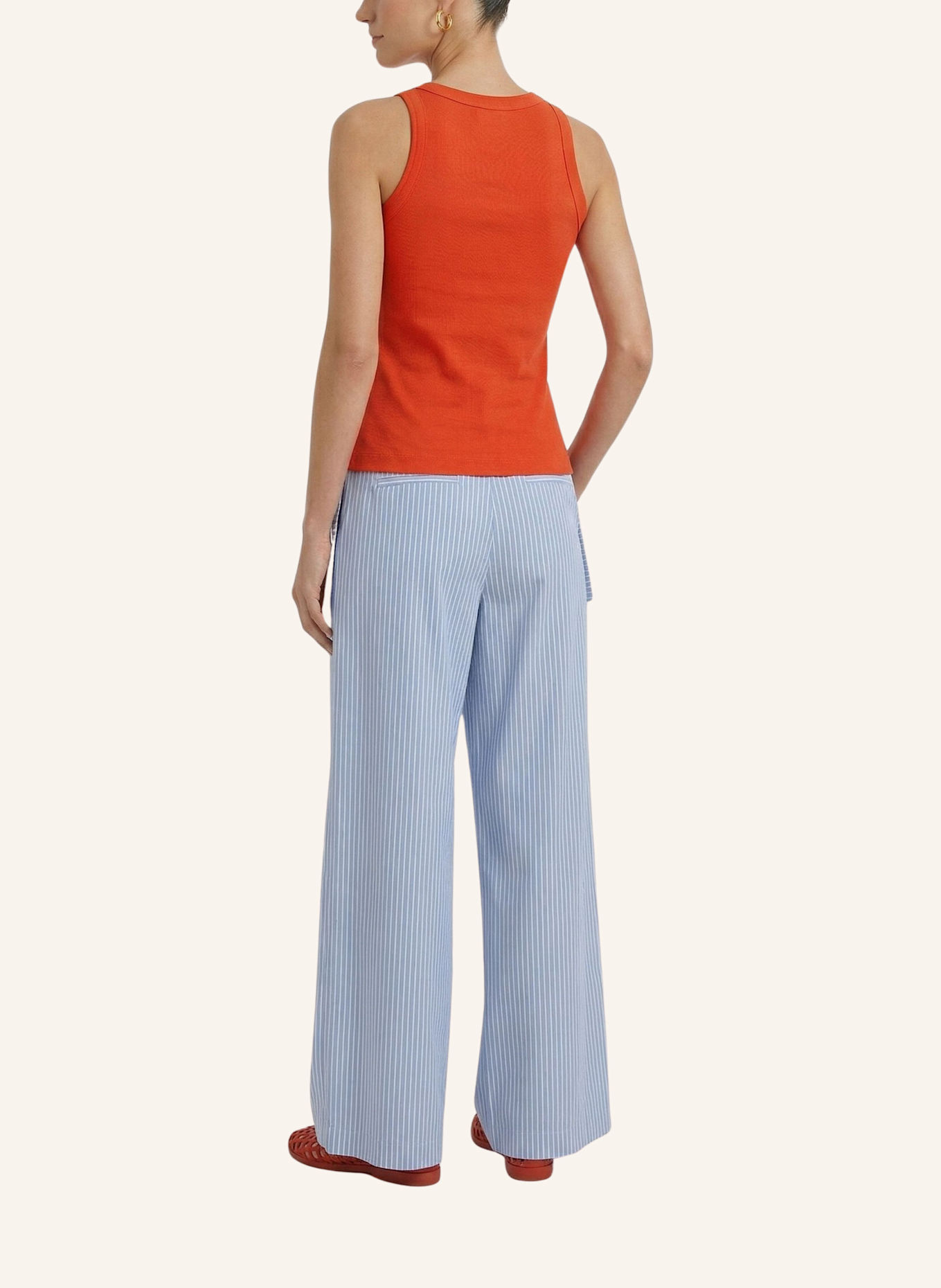oui Top: ROT