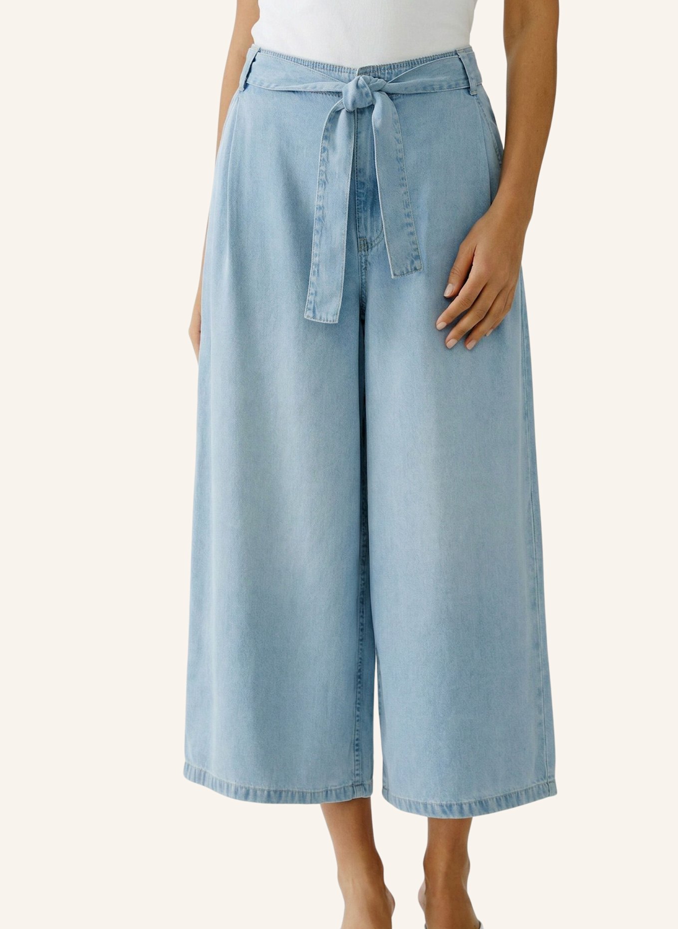 oui Hose: BLAU