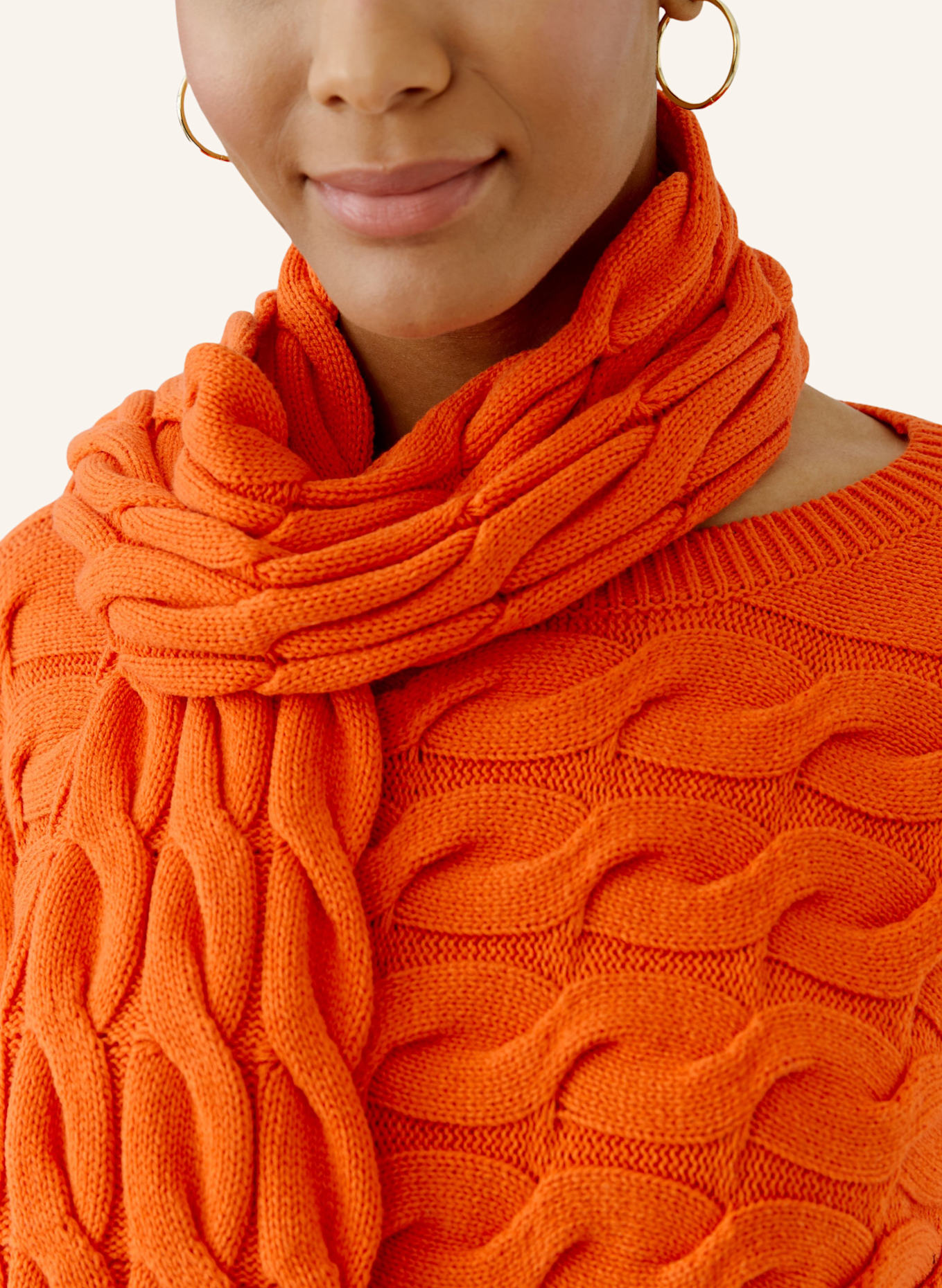 oui Oui Scarf: ORANGE