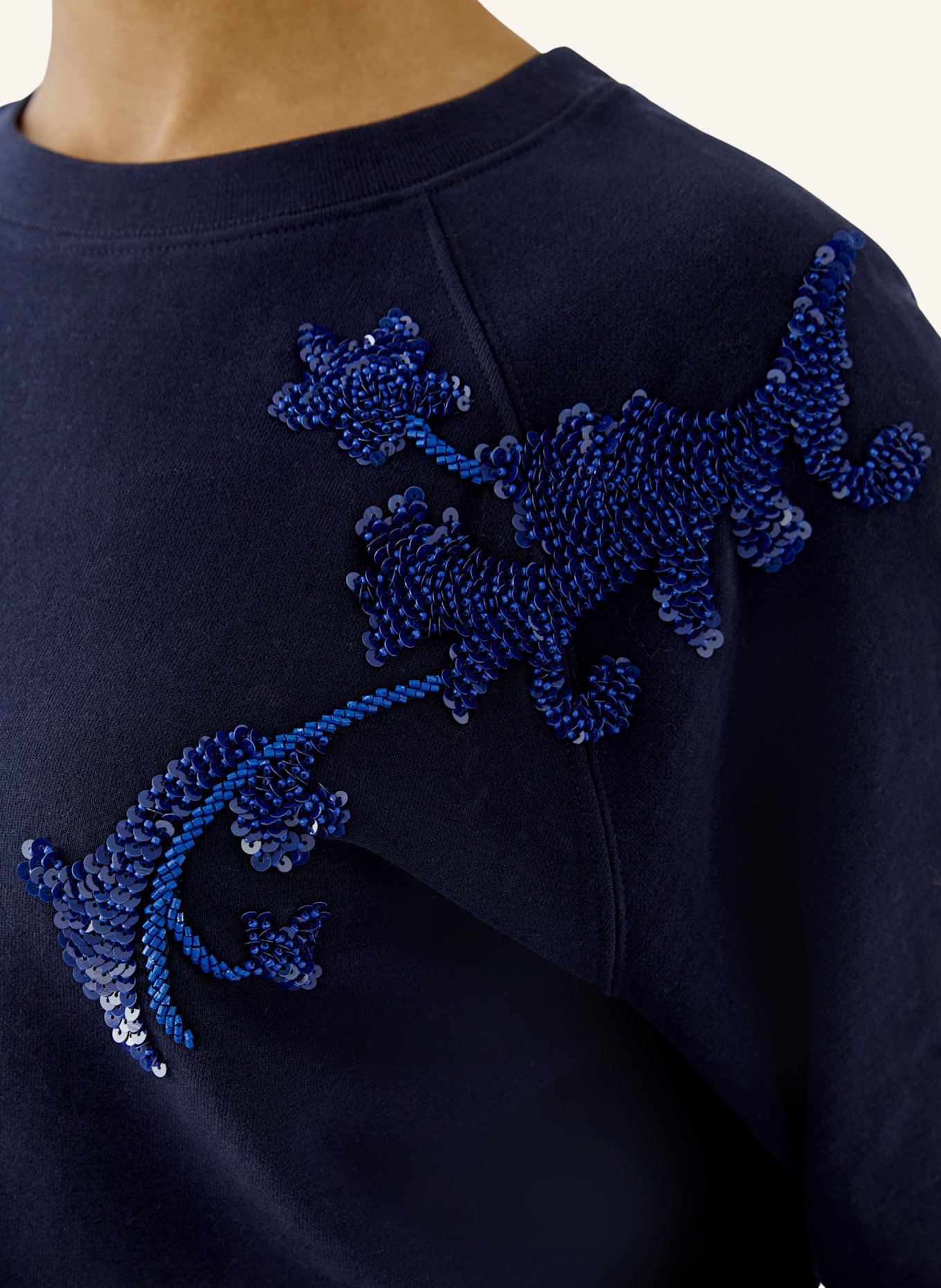 oui Sweatshirt: BLAU