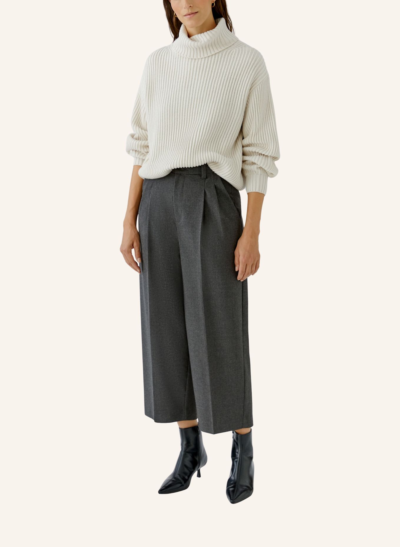 oui Hose: GRAU