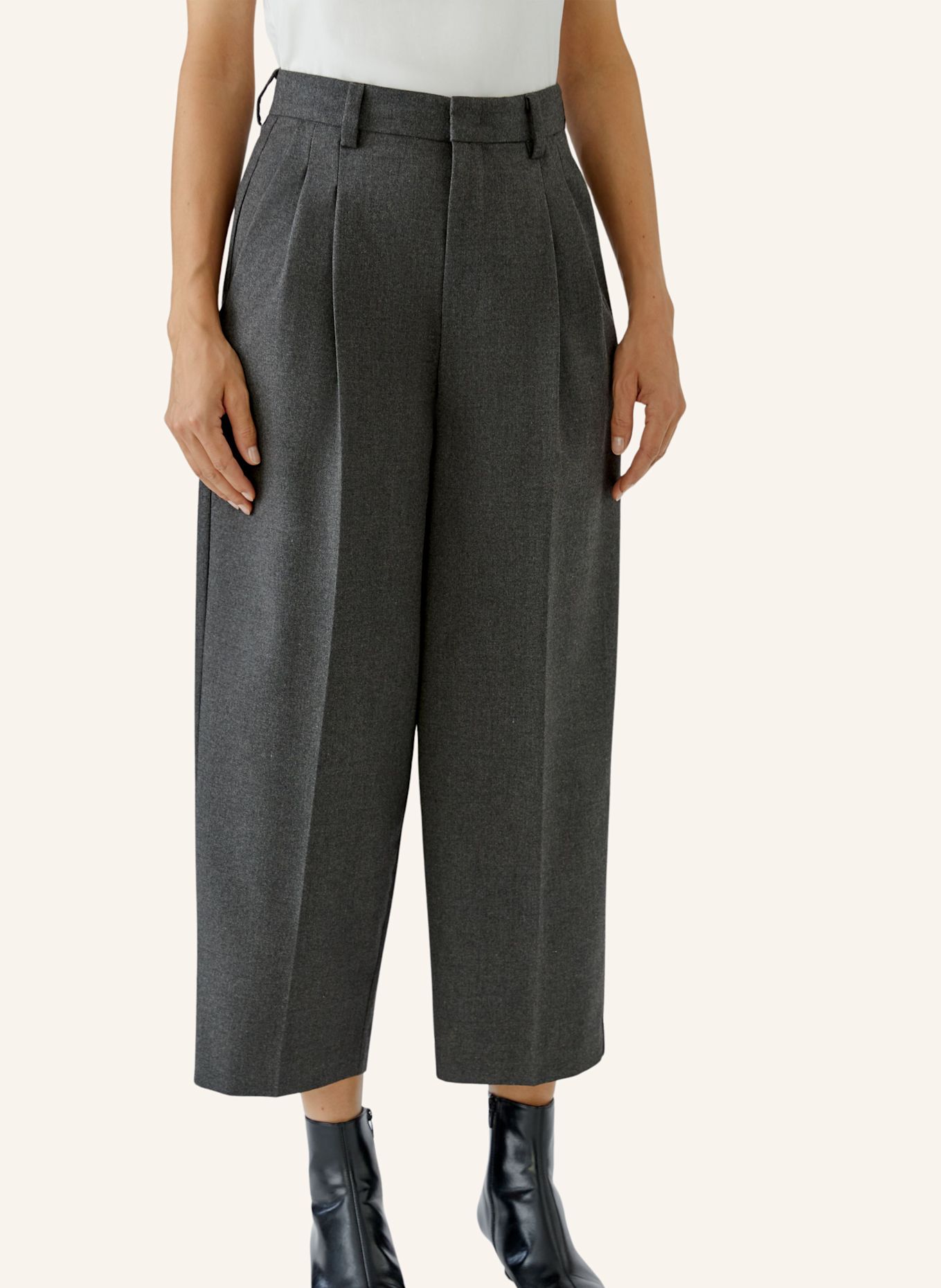 oui Hose: GRAU