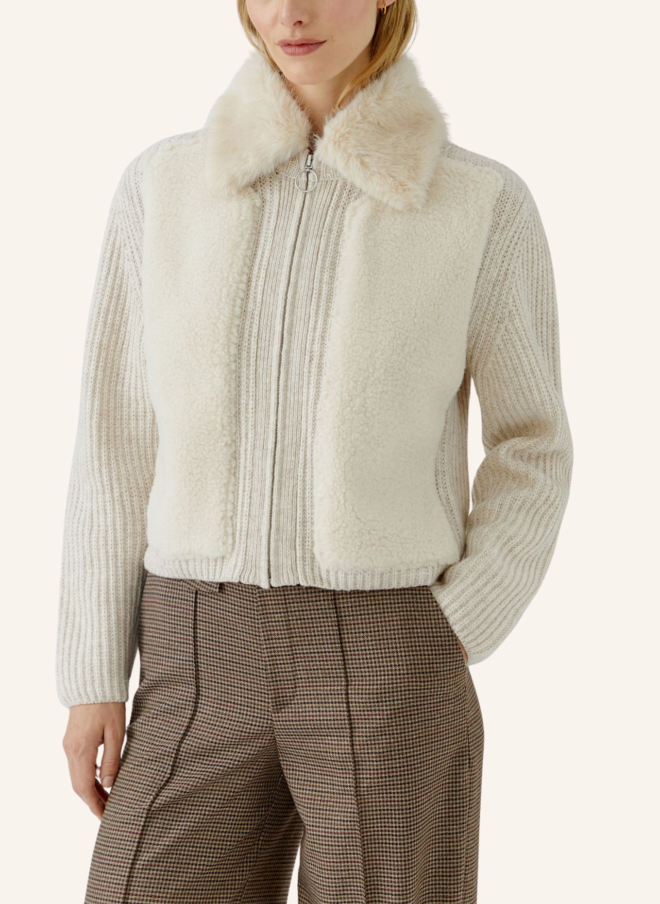 oui Vest: BEIGE