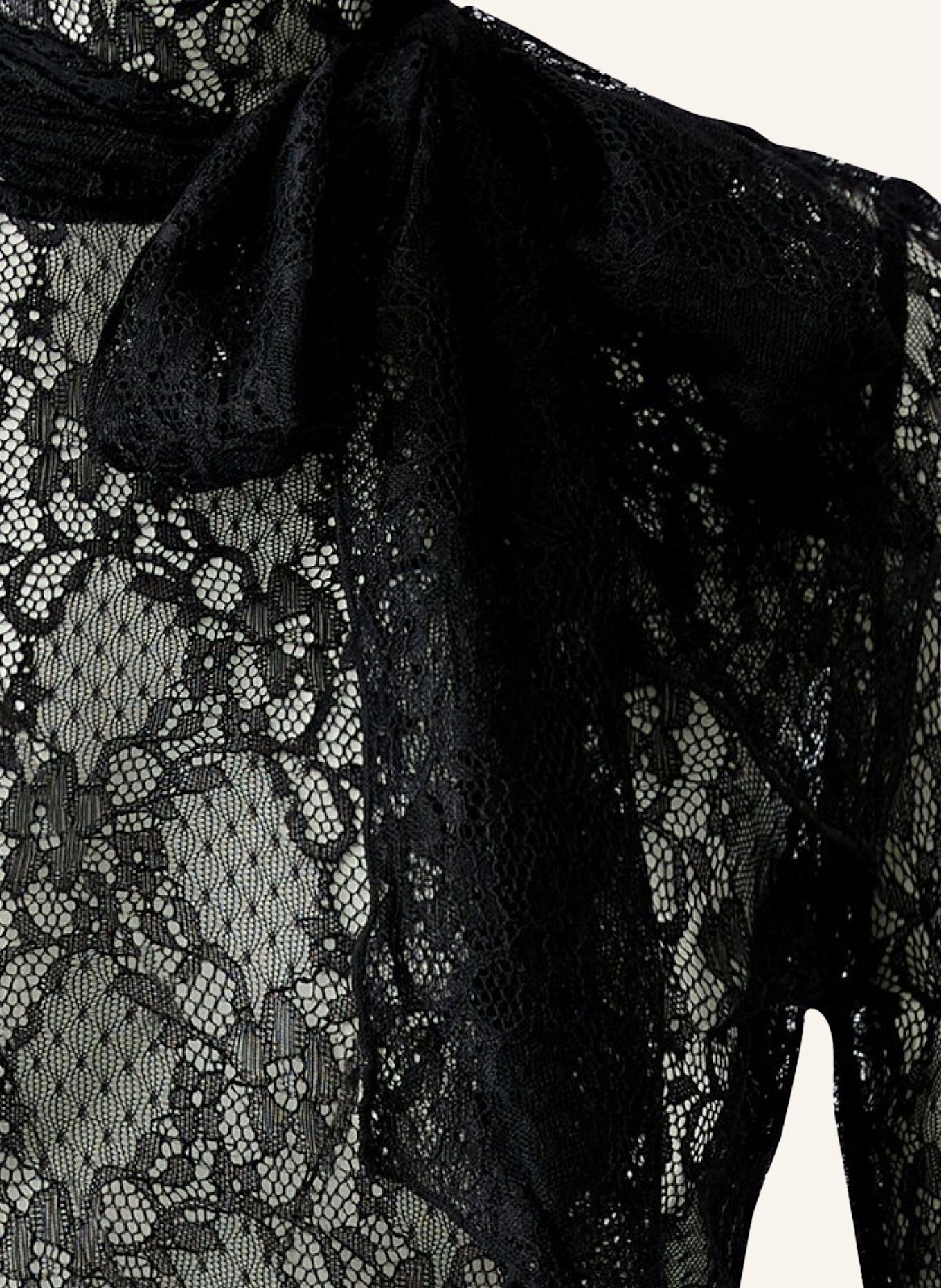 oui Longsleeve: SCHWARZ