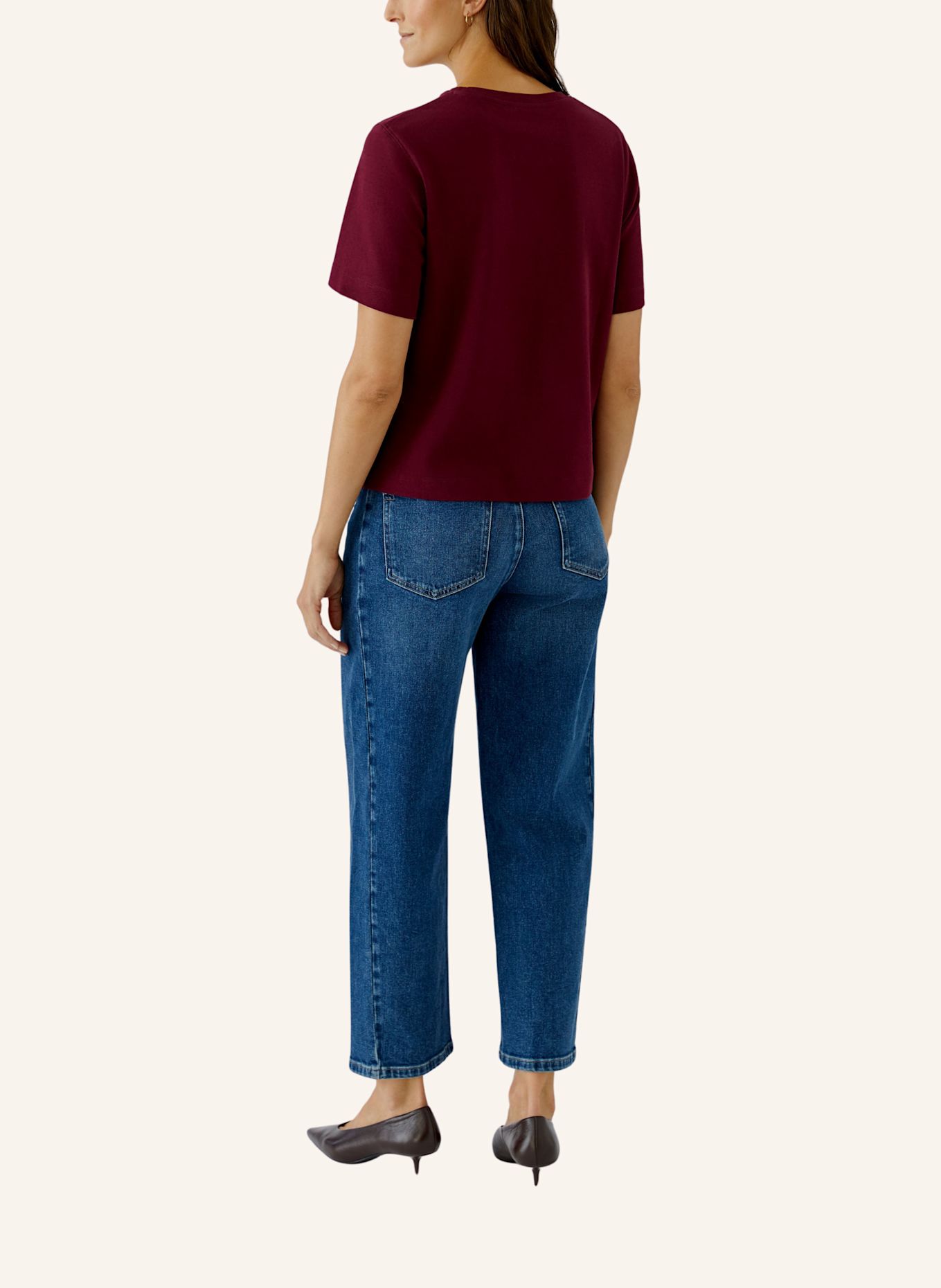 Oui T-shirt: ROOD
