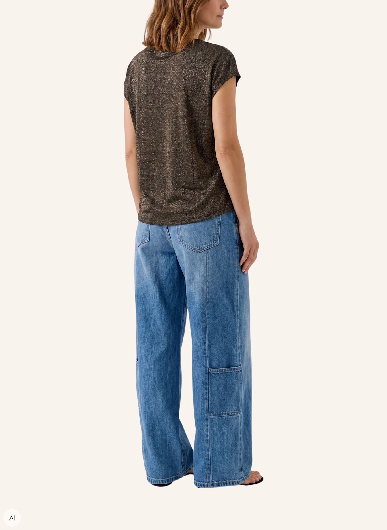 Oui T-shirt: BRUIN