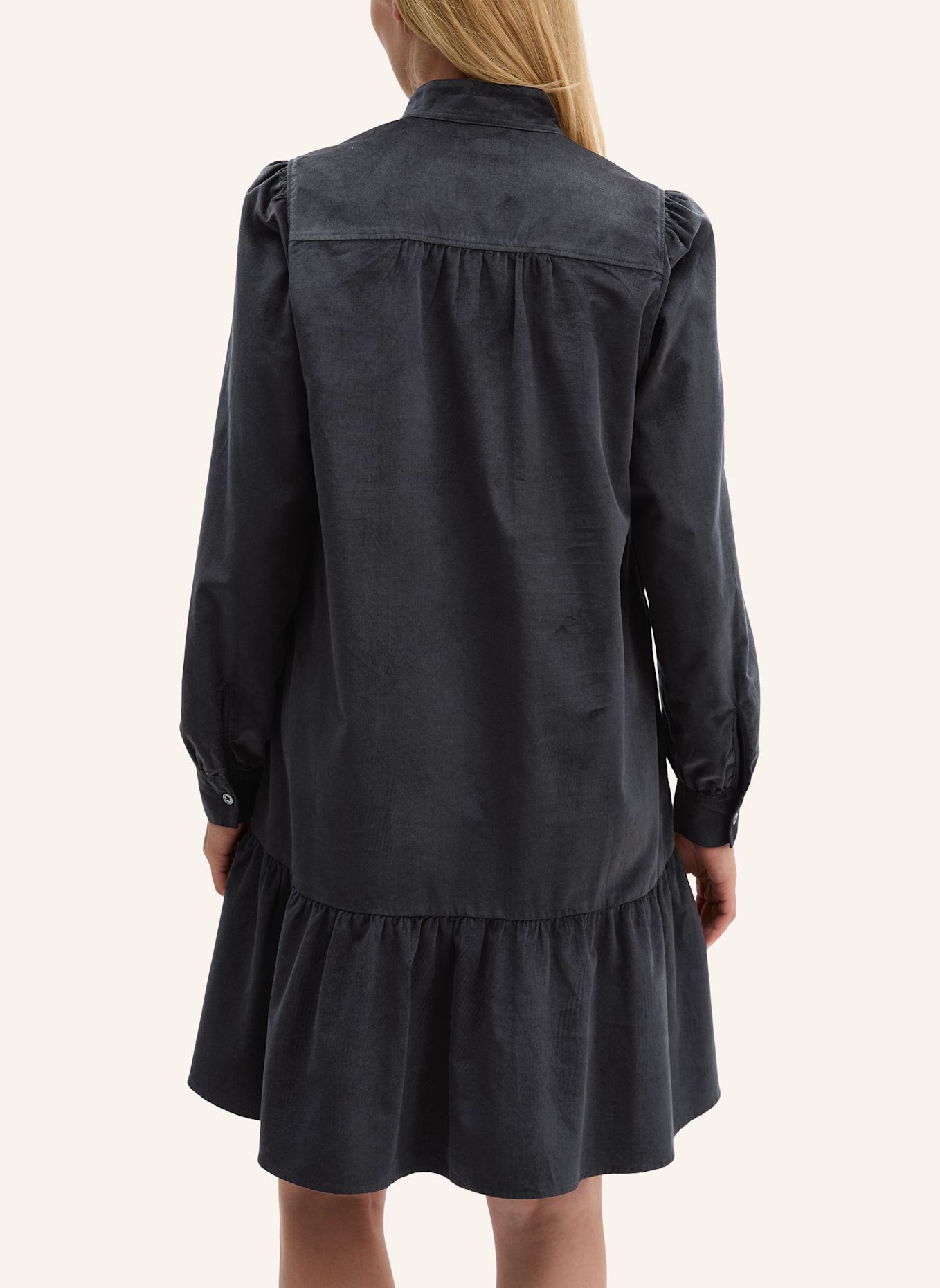 Marc O'Polo Samtkleid: GRAU