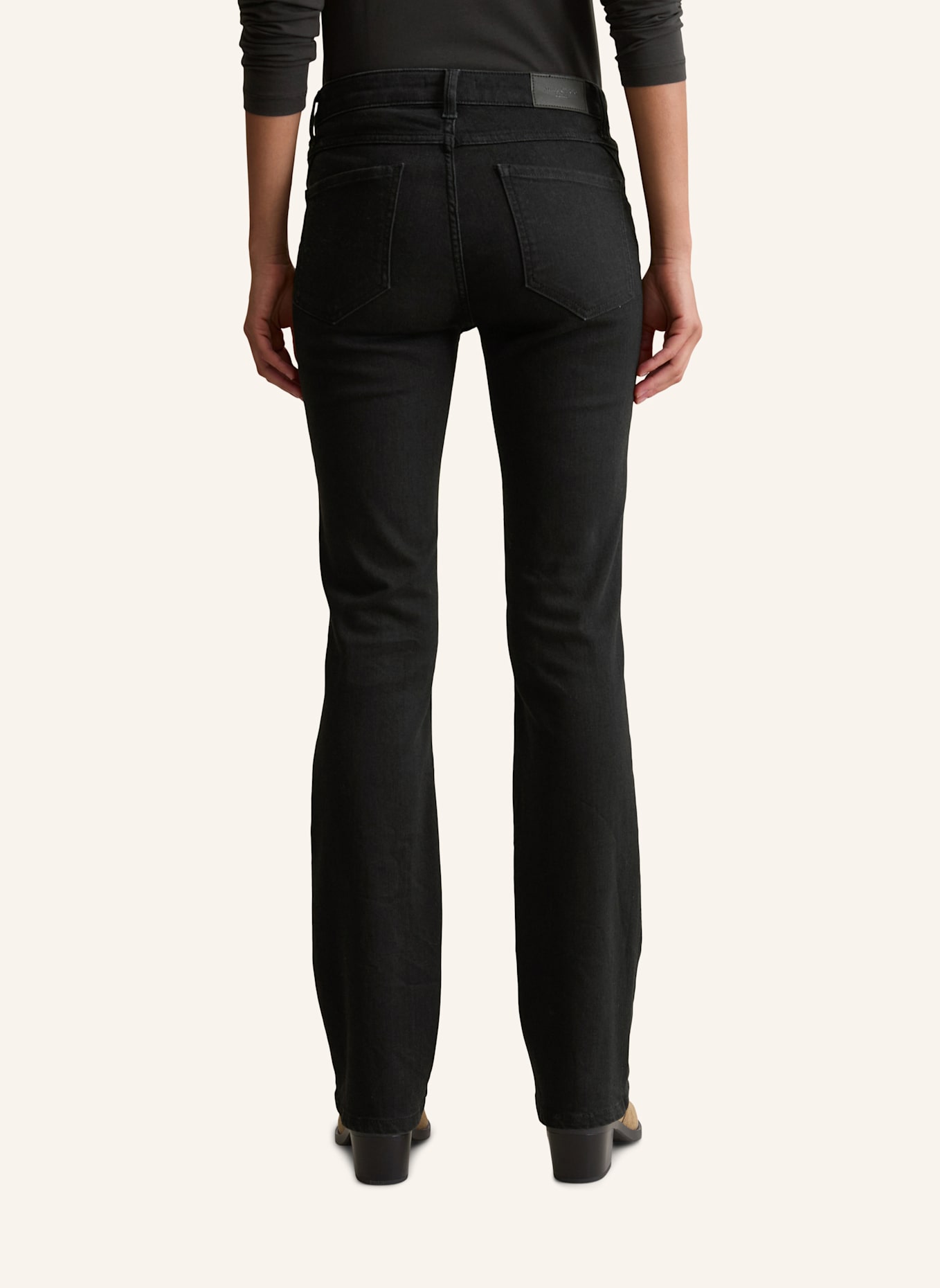 Marc O'Polo DENIM Jeans Model Nella bootcut: SCHWARZ