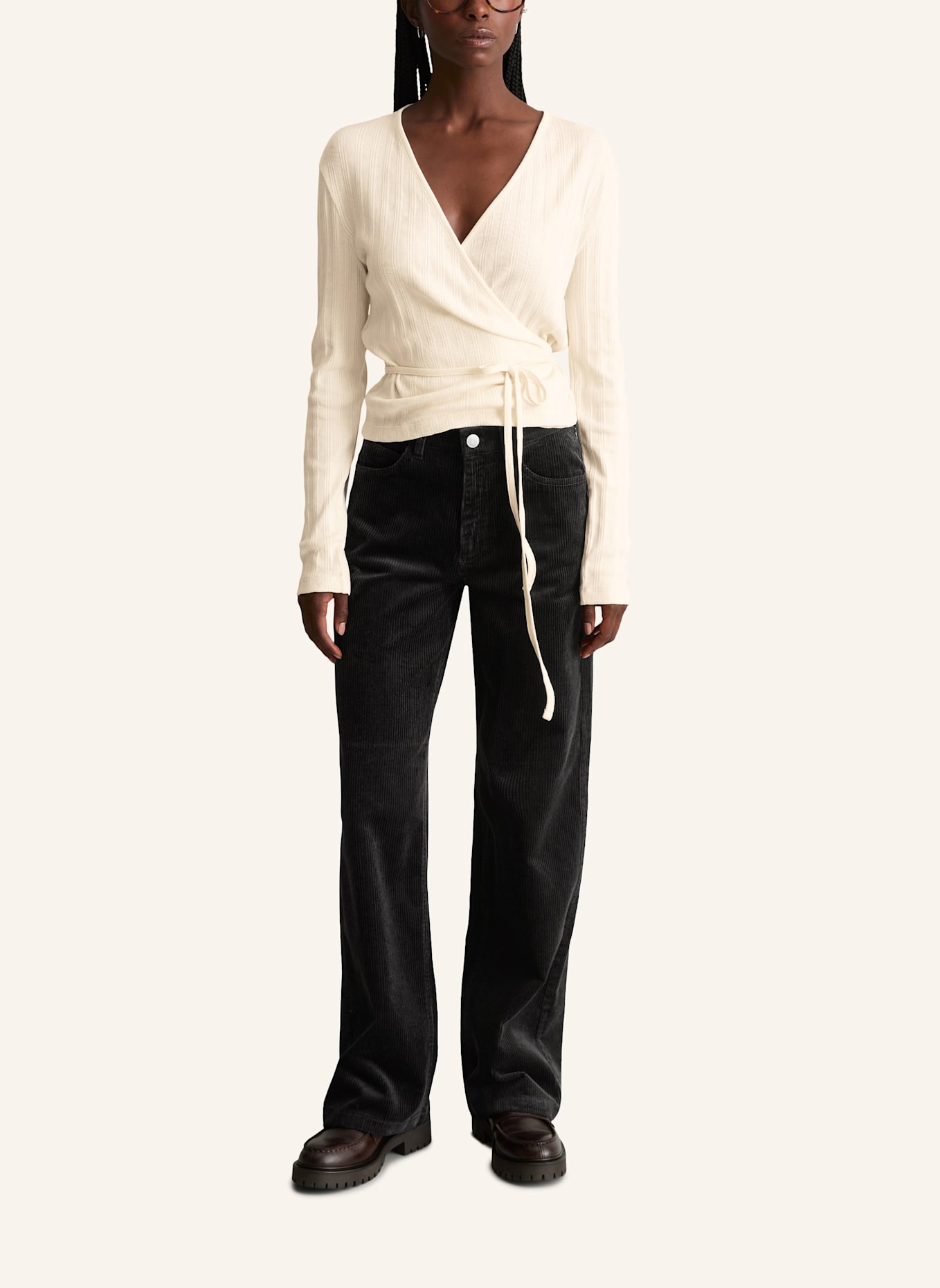 Marc O'Polo DENIM Cordhose: SCHWARZ