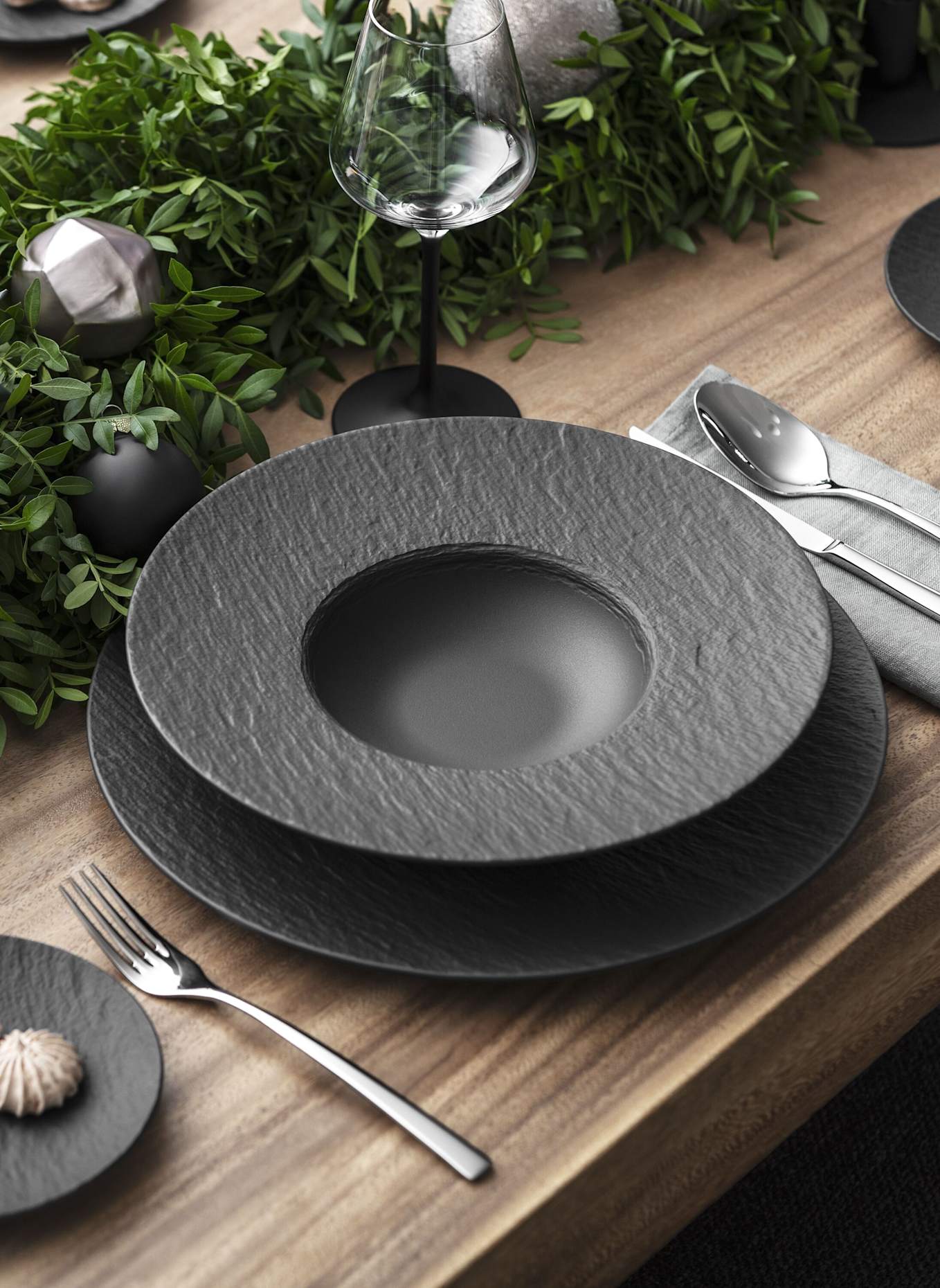 Villeroy & Boch Pastateller MANUFACTURE ROCK: SCHWARZ