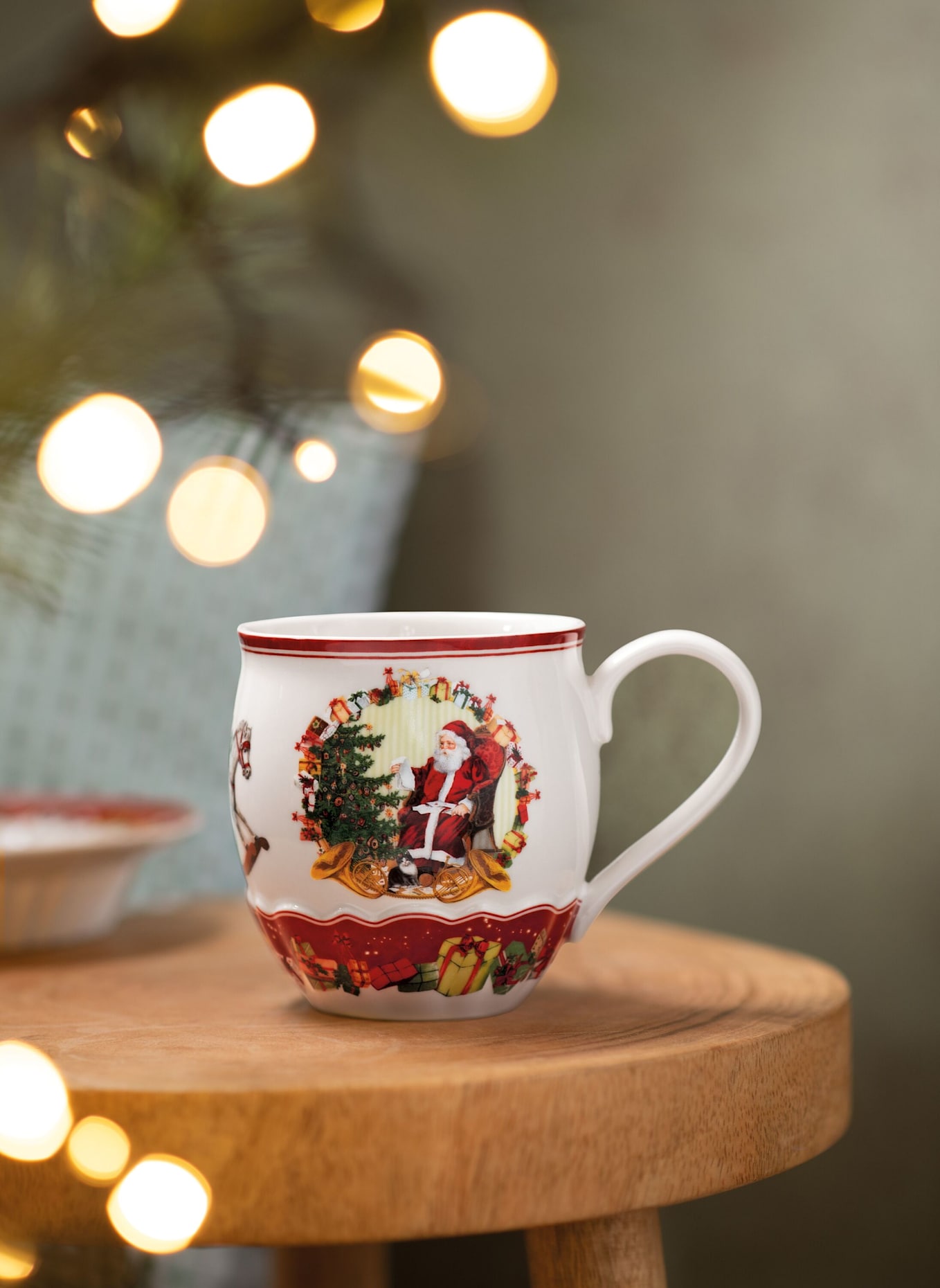 Villeroy & Boch Henkelbecher, Santa TOY'S FANTASY: GELB/ GRÜN/ BLAU/ ROT