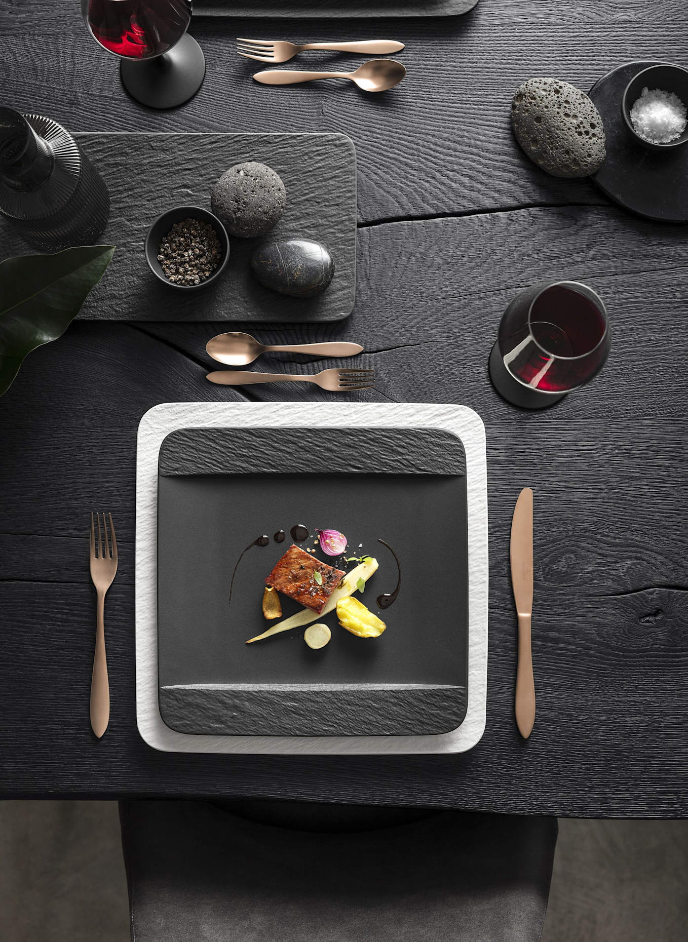 Villeroy & Boch Speiseteller quadratisch MANUFACTURE ROCK: SCHWARZ