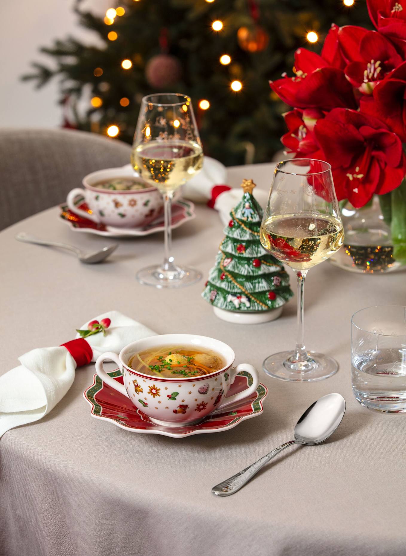 Villeroy & Boch Suppentasse TOY'S DELIGHT: GELB/ GRÜN/ BLAU/ ROT