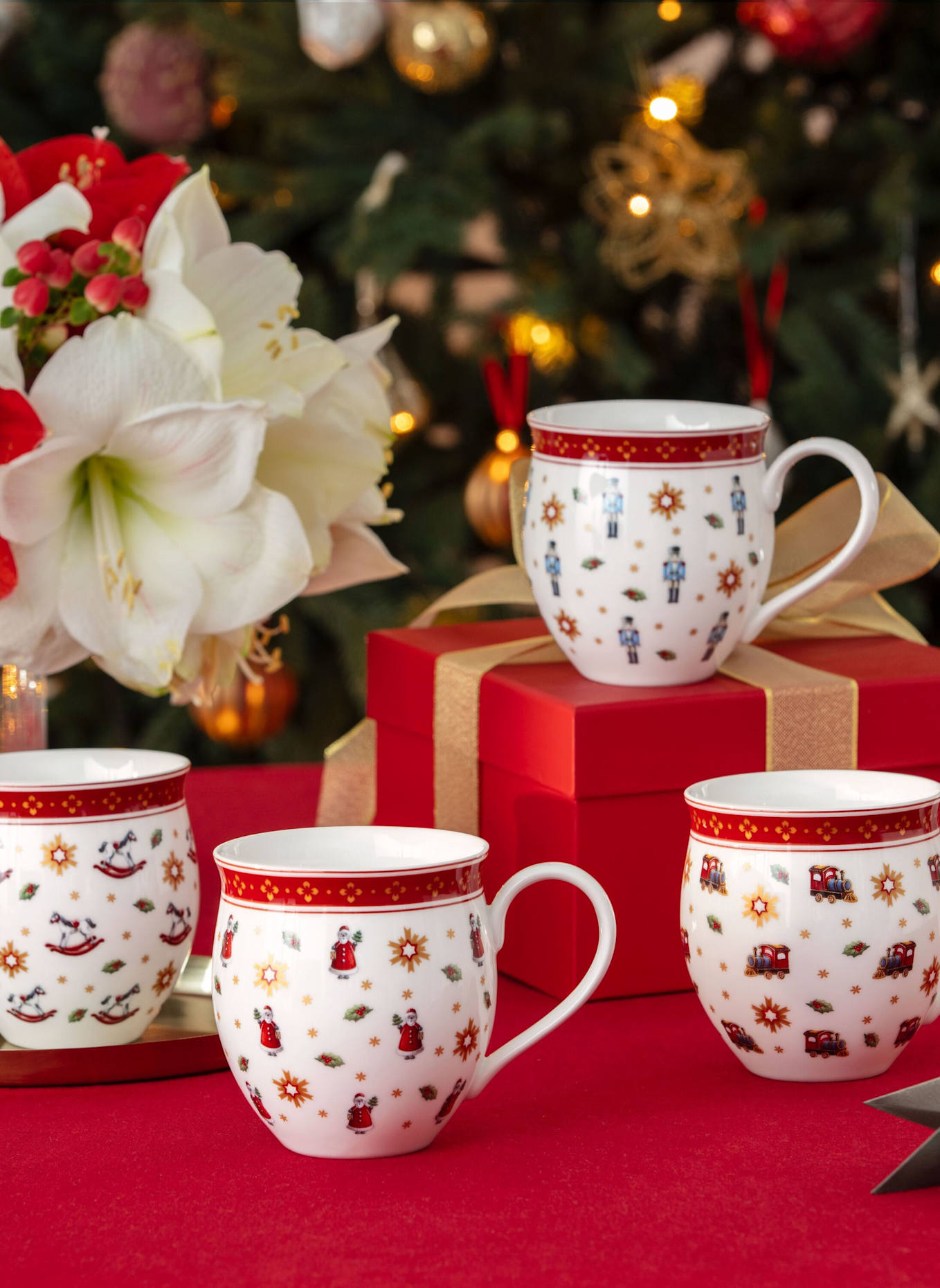 Villeroy & Boch Jubiläums-Becher Set 4tlg. TOY'S DELIGHT: GELB/ GRÜN/ BLAU/ ROT